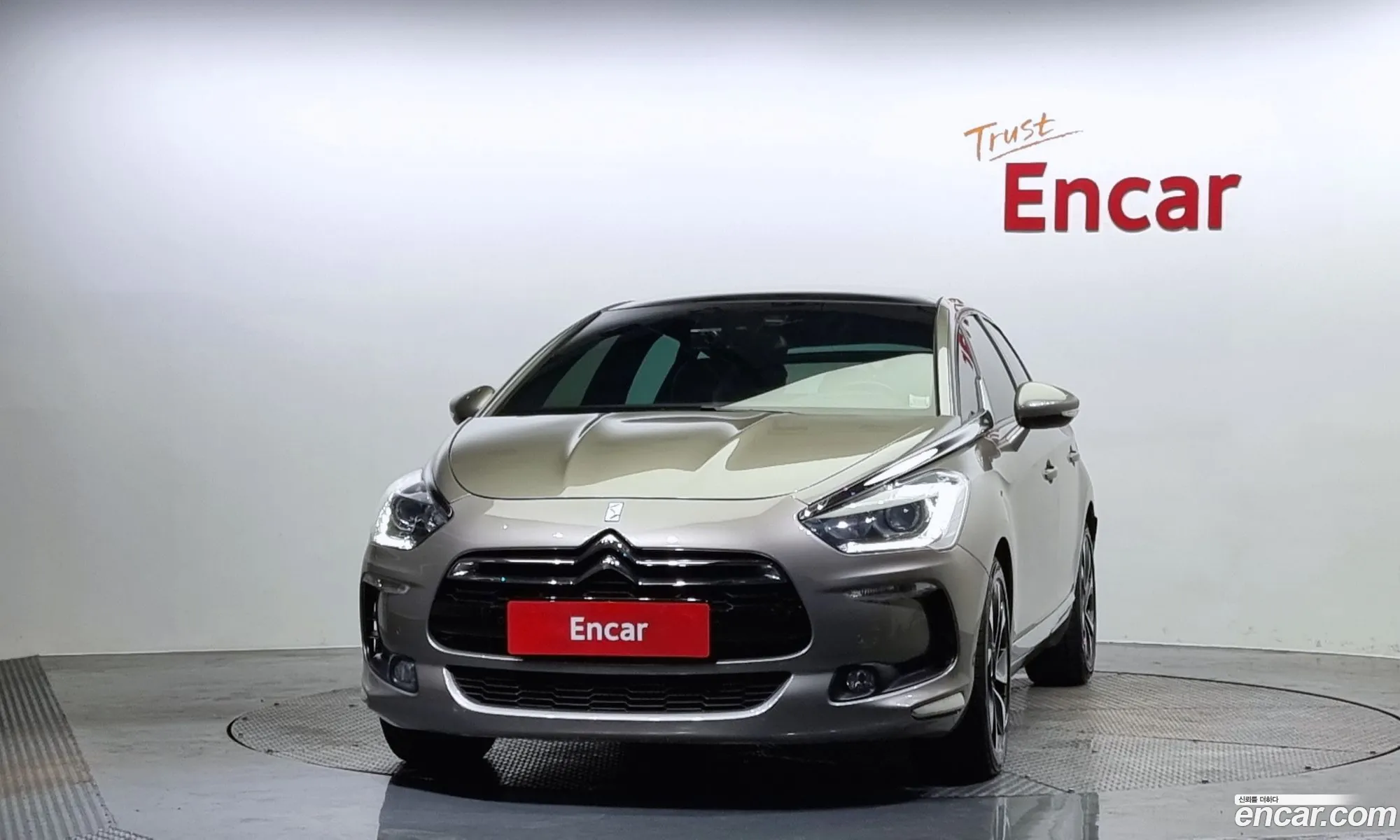 Citroen Ds5 Ds5 20 Chic 2015 - фотография 2045625