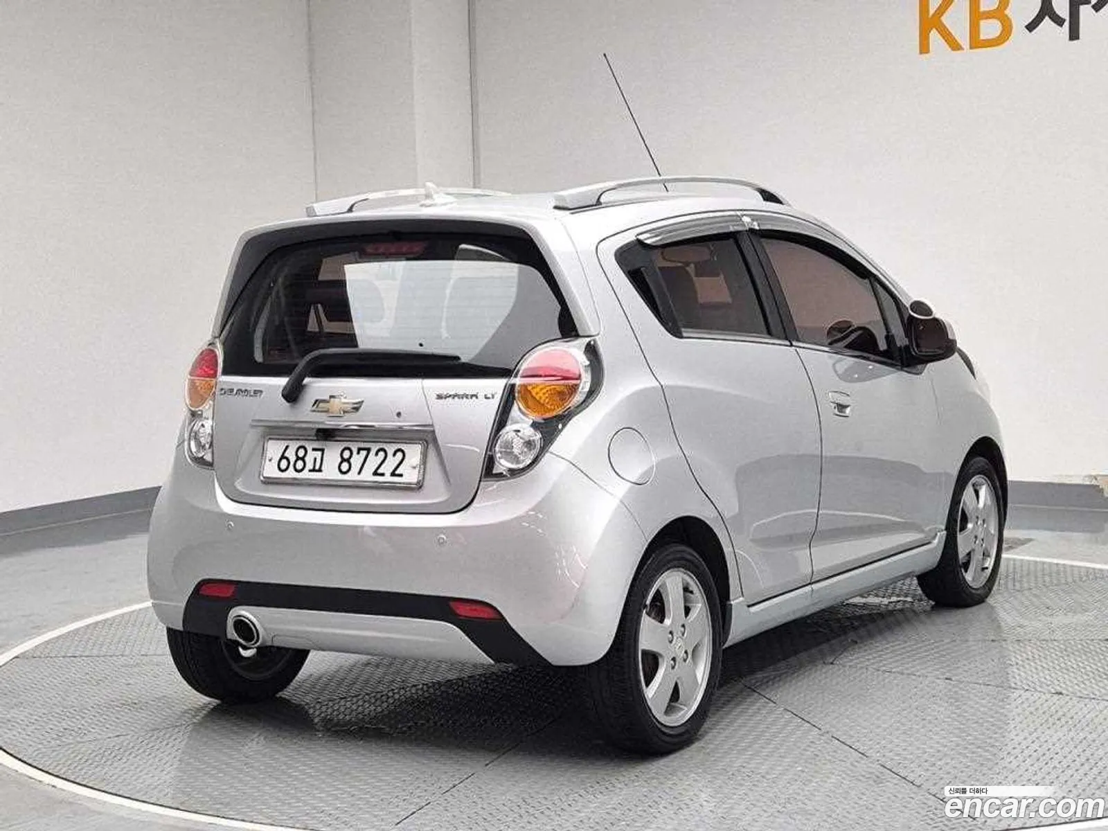 Chevrolet Spark Iii Lpg Lt 2012 - фотография 7768117