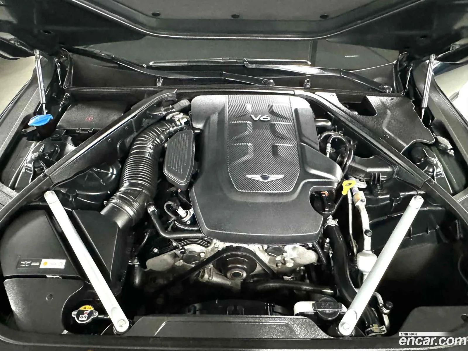 Genesis G90 I 38 Awd 2020 - фотография 179519