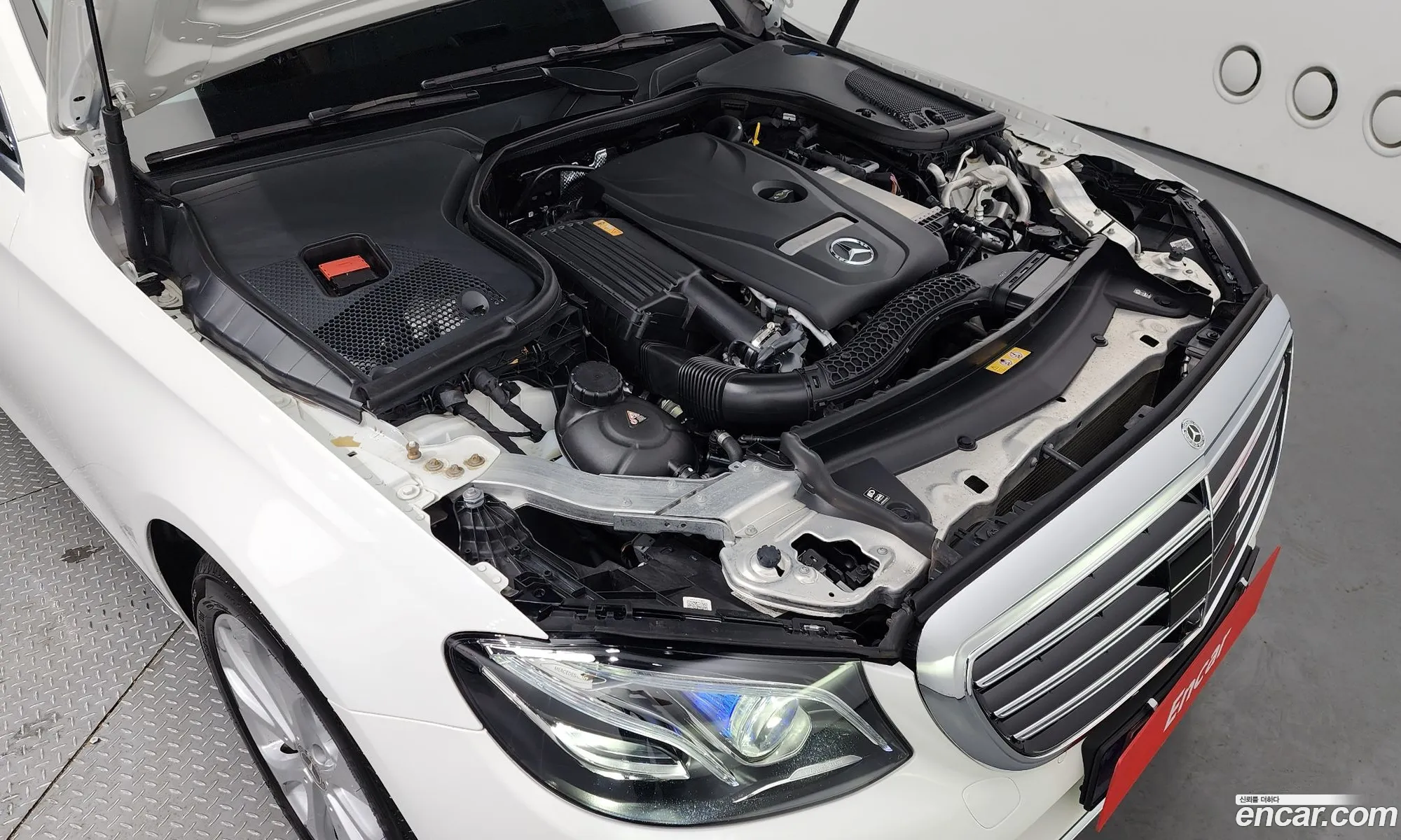 Mercedes-Benz E-Klasse V W213 S213 C238 E300 4Matic Exclusive 2020 - фотография 13966933
