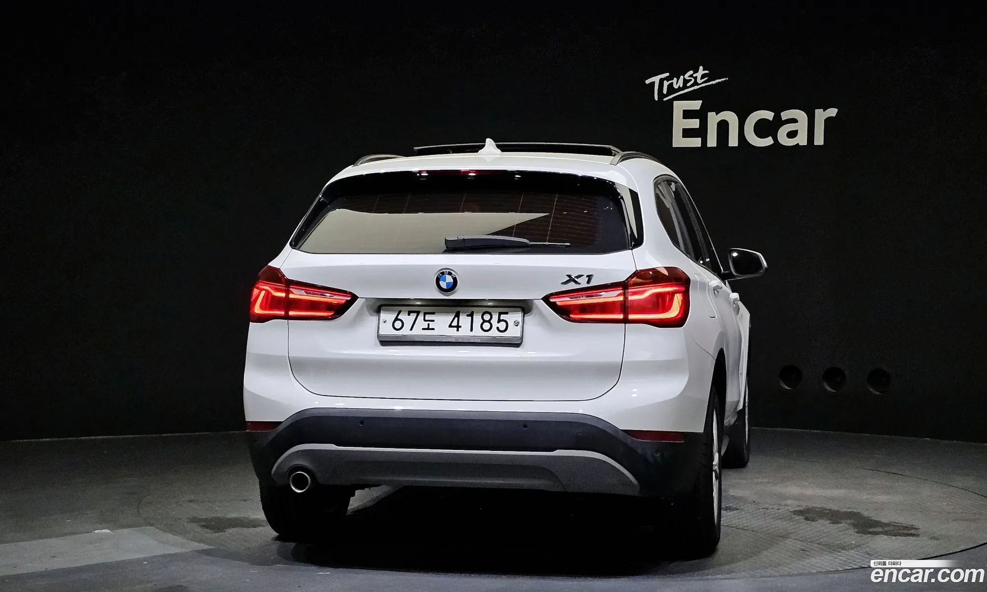 BMW X1 Ii F48 xDrive 18D 2017 - фотография 16376789