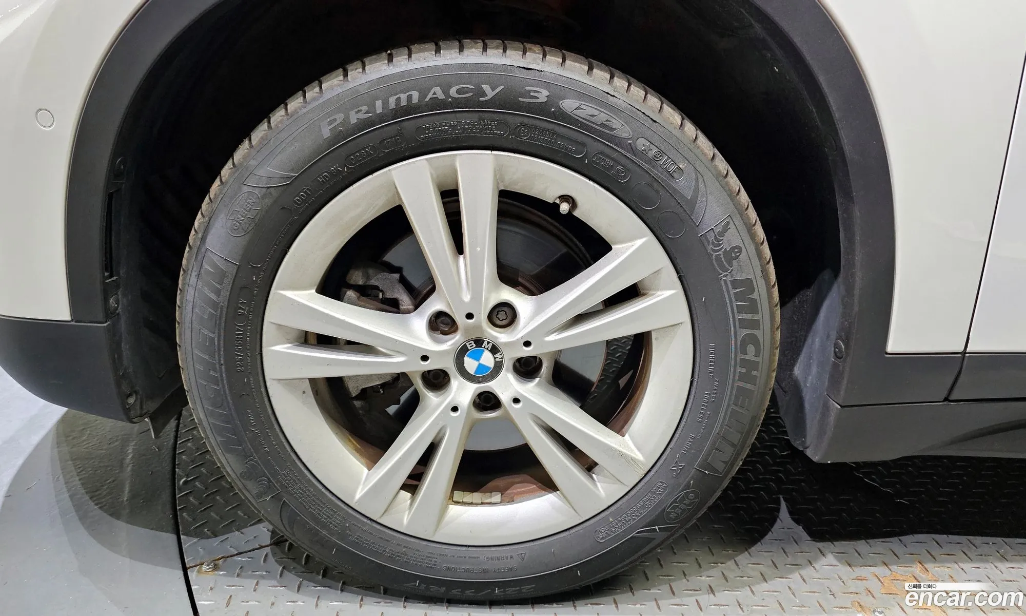 BMW X1 Ii F48 xDrive 18D 2017 - фотография 16376790