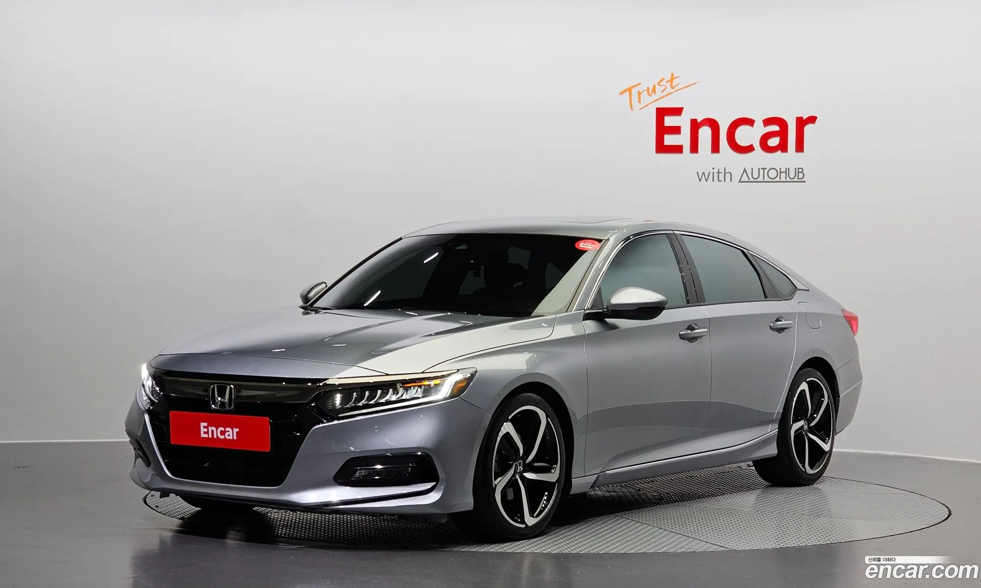 Honda Accord 20 Turbo Sport 2018 - фотография 12676263