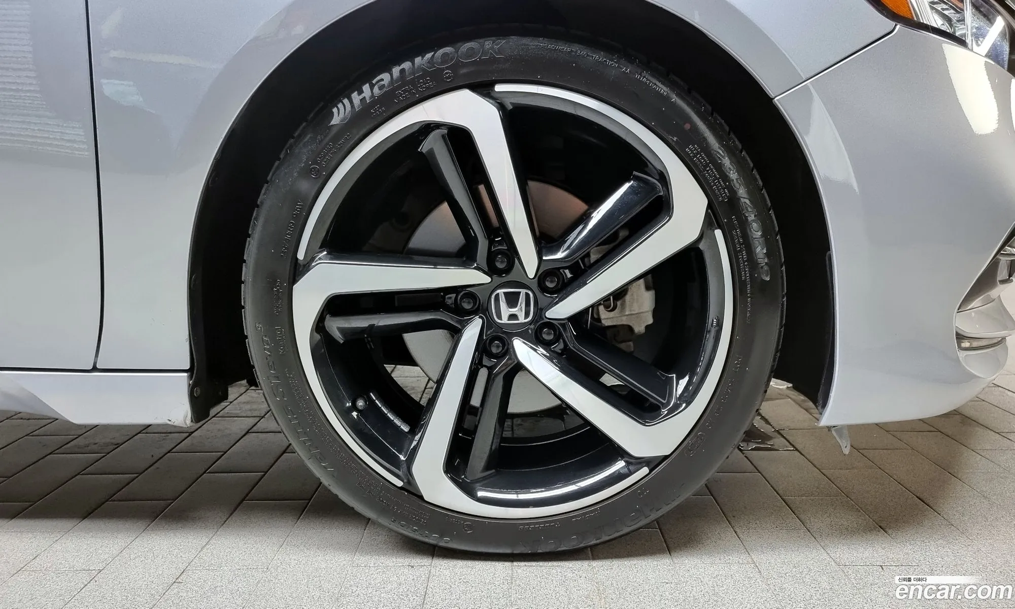 Honda Accord 20 Turbo Sport 2018 - фотография 12676267