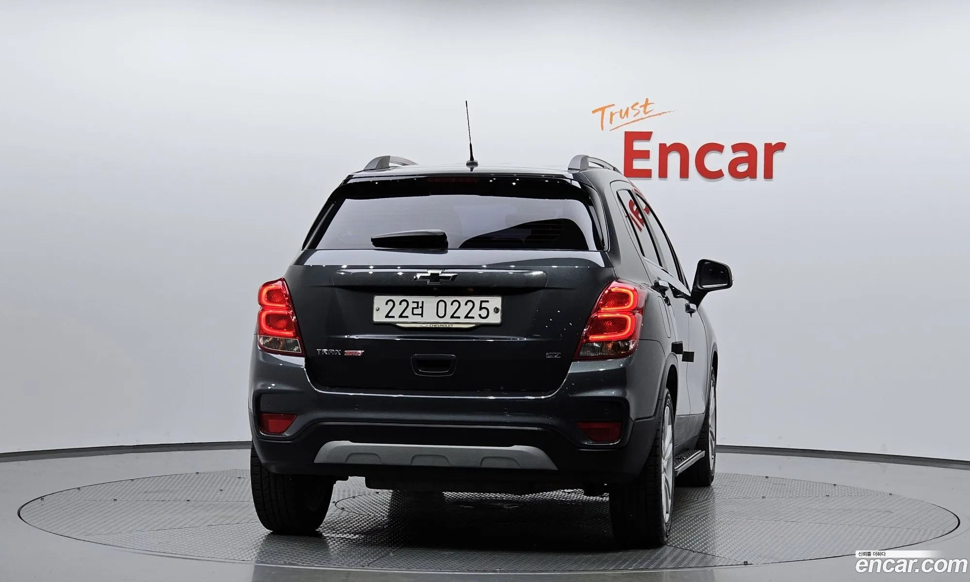 Chevrolet Trax I 14 Ltz 2017 - фотография 7712176