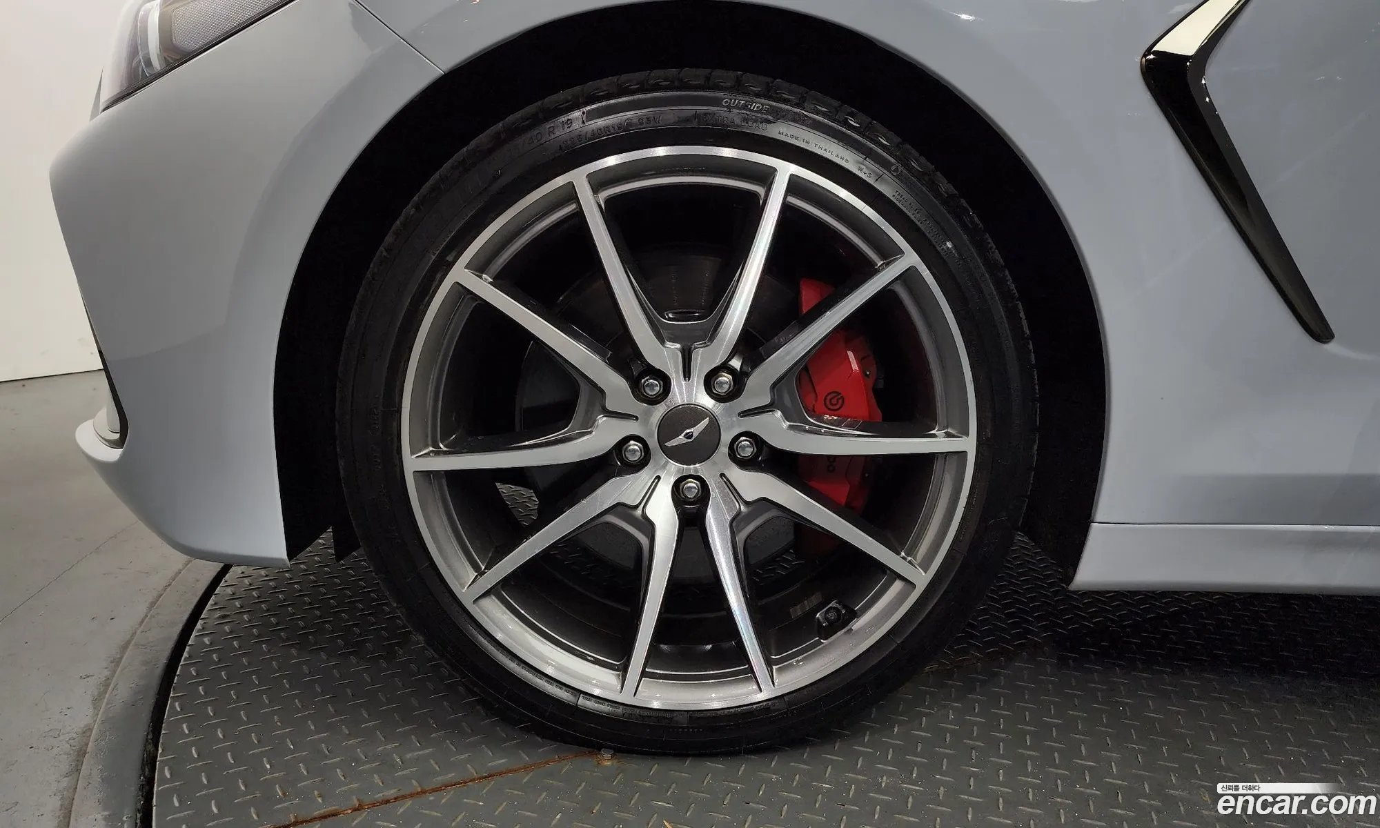 Genesis G70 I 20T 2020 - фотография 139220