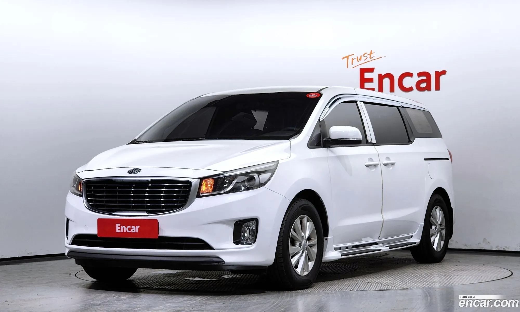 Kia Carnival 2014 - фотография 13425726