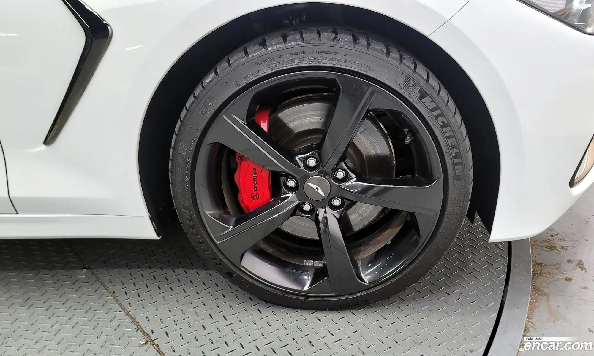 Genesis G70 I 33T Sports Awd 2020 - фотография 1673269