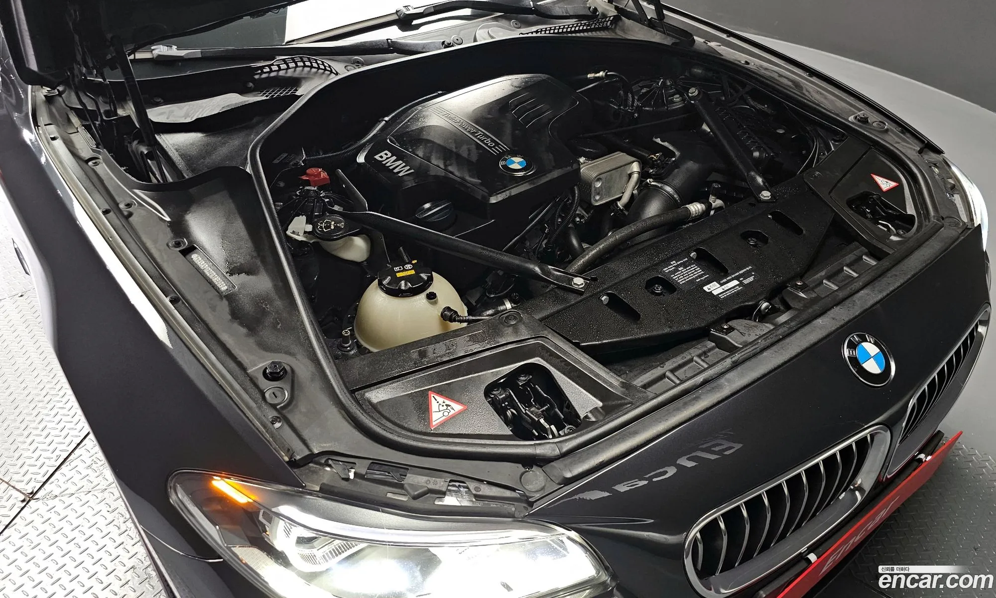 BMW 5Er Vi F10F11F07 528I Luxury 2014 - фотография 16365565