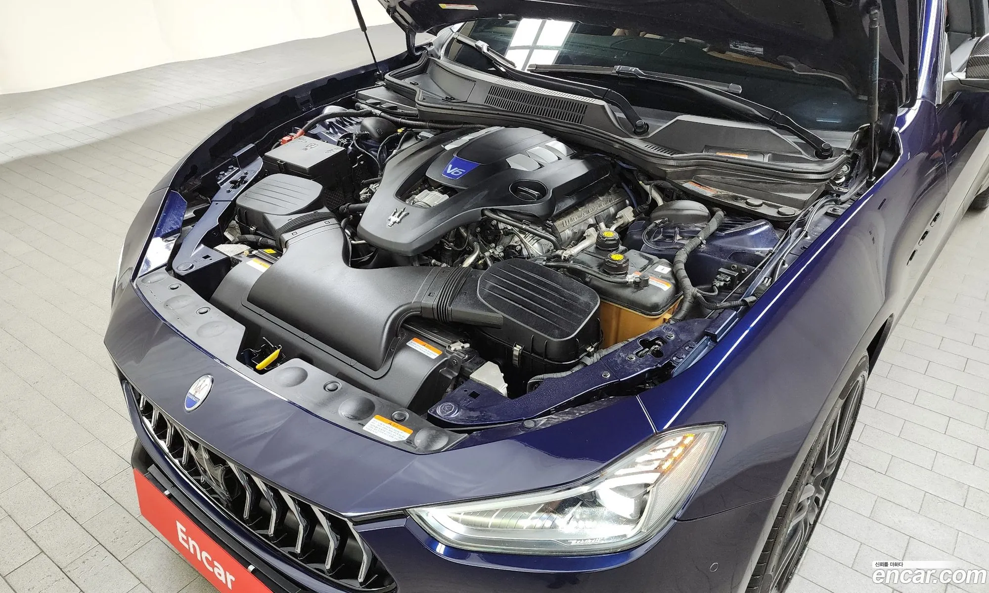 Maserati Ghibli Iii 30S Q4 Gran Sports 2019 - фотография 4561108