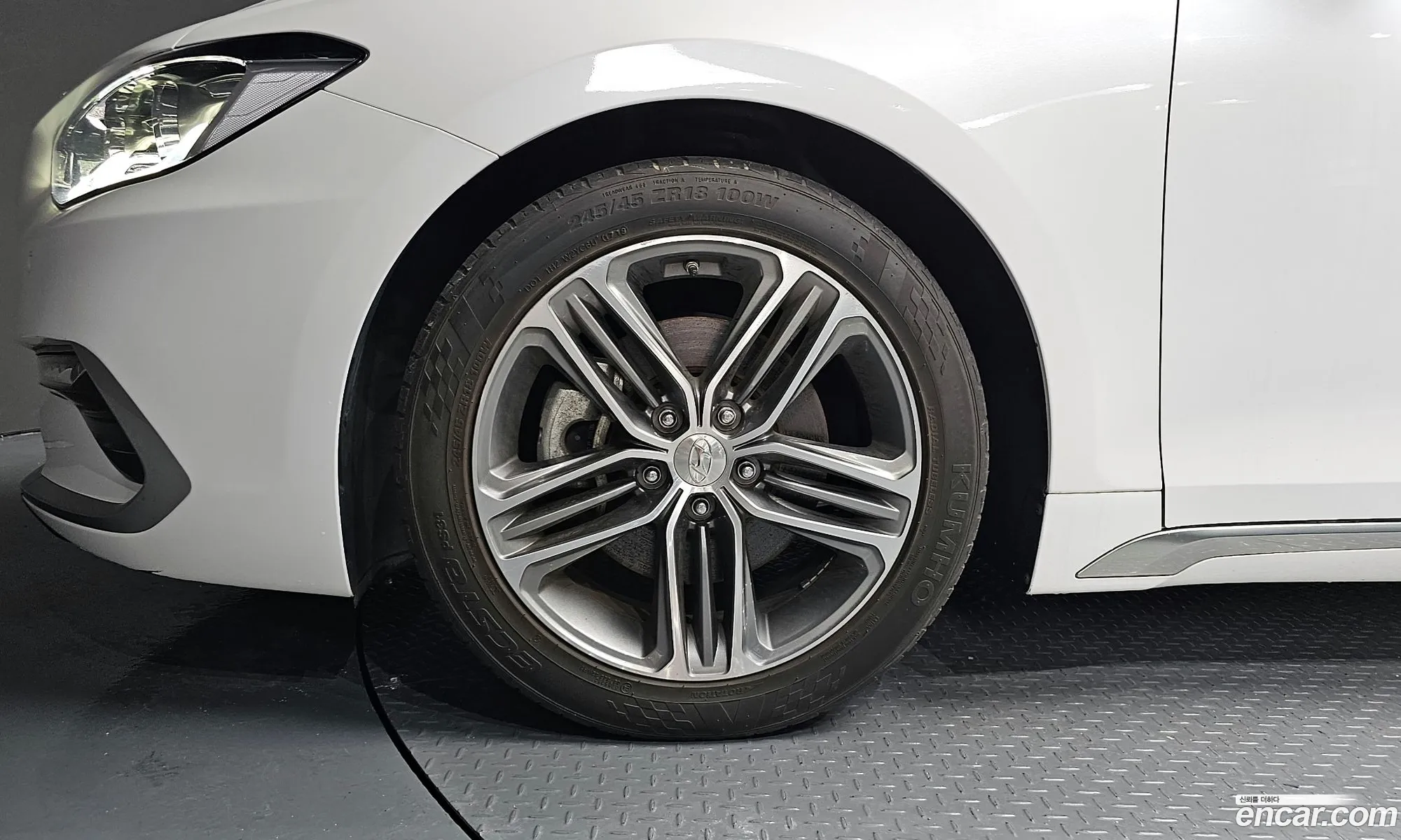 Hyundai Grandeur Vi 24 Premium 2019 - фотография 12021308