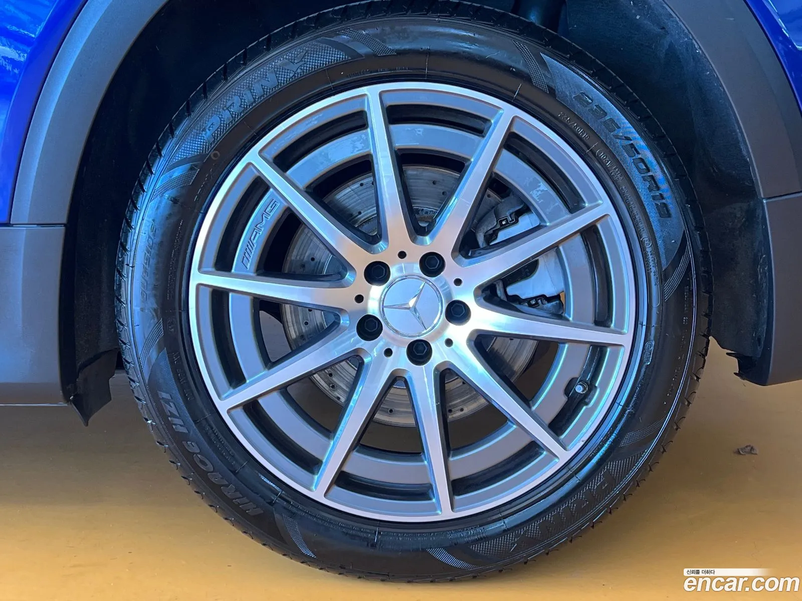 Mercedes-Benz Glb I X247 Amg Glb35 4Matic 2021 - фотография 18744630