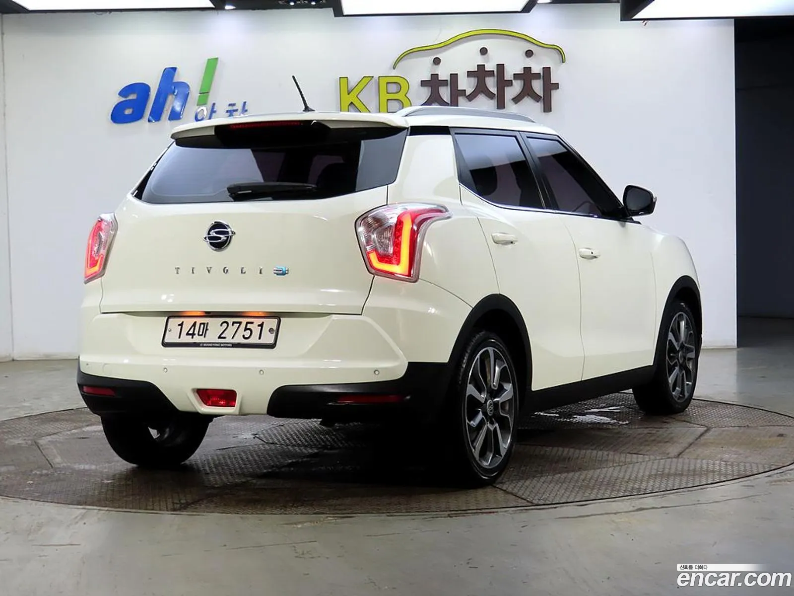 Ssangyong Tivoli Tivoli Diesel Vx 2Wd 2016 - фотография 19762944