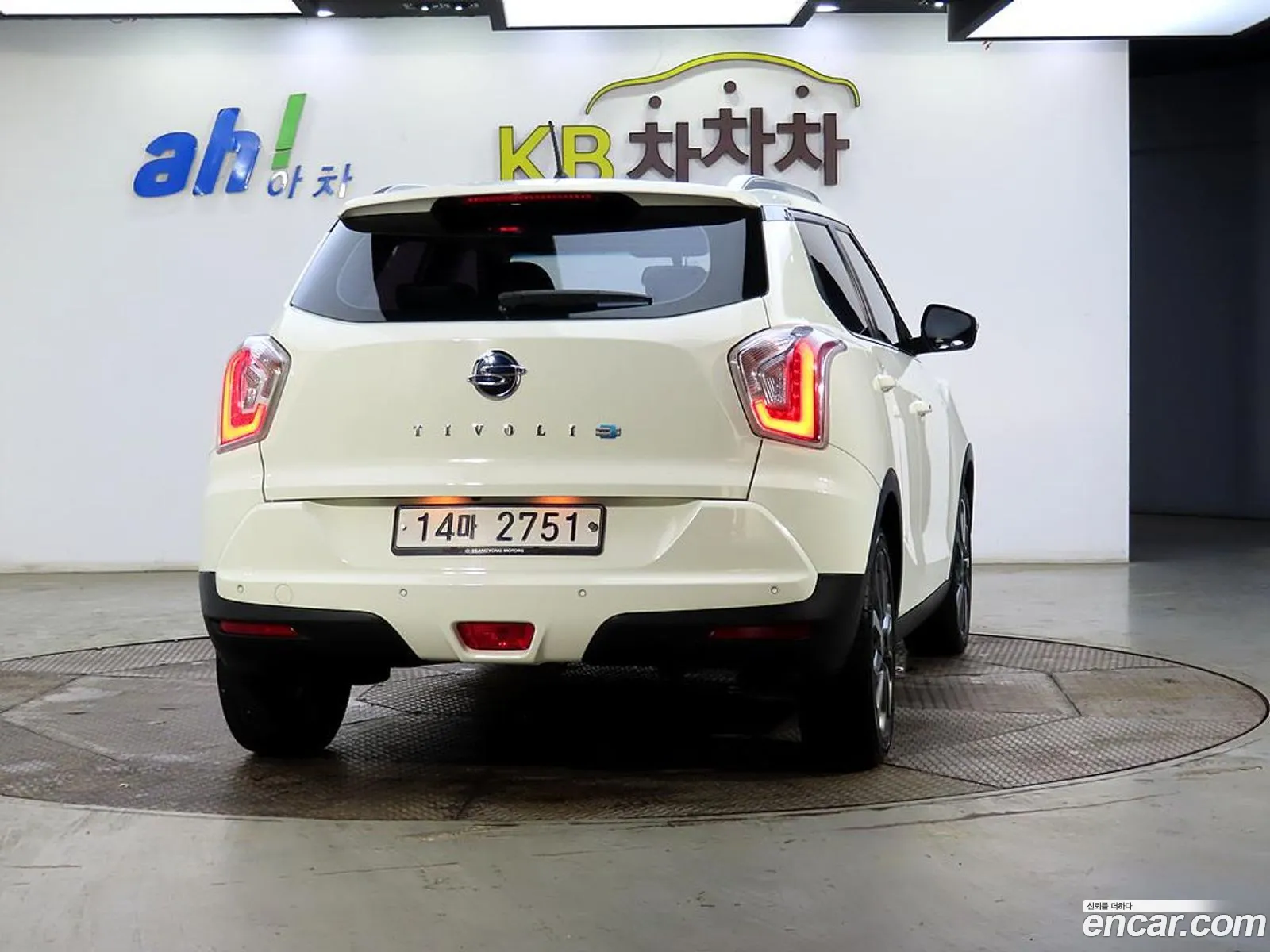 Ssangyong Tivoli Tivoli Diesel Vx 2Wd 2016 - фотография 19762946