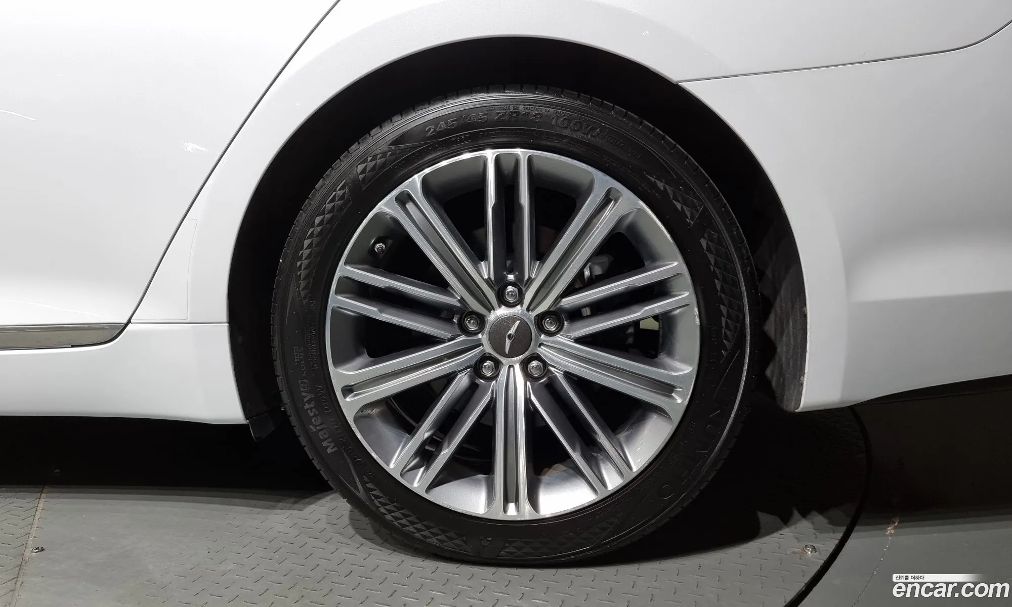 Genesis G80 I 33 Gdi Awd 2017 - фотография 1647753
