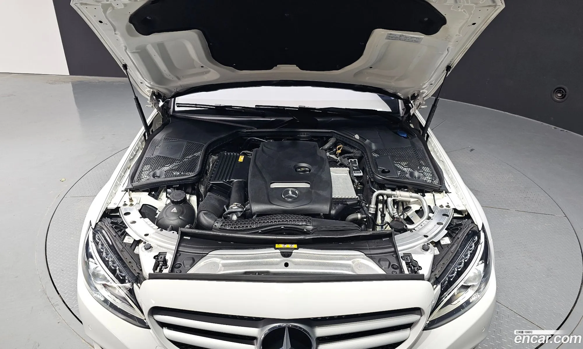 Mercedes-Benz C-Klasse Iv W205 C200 2018 - фотография 18679097