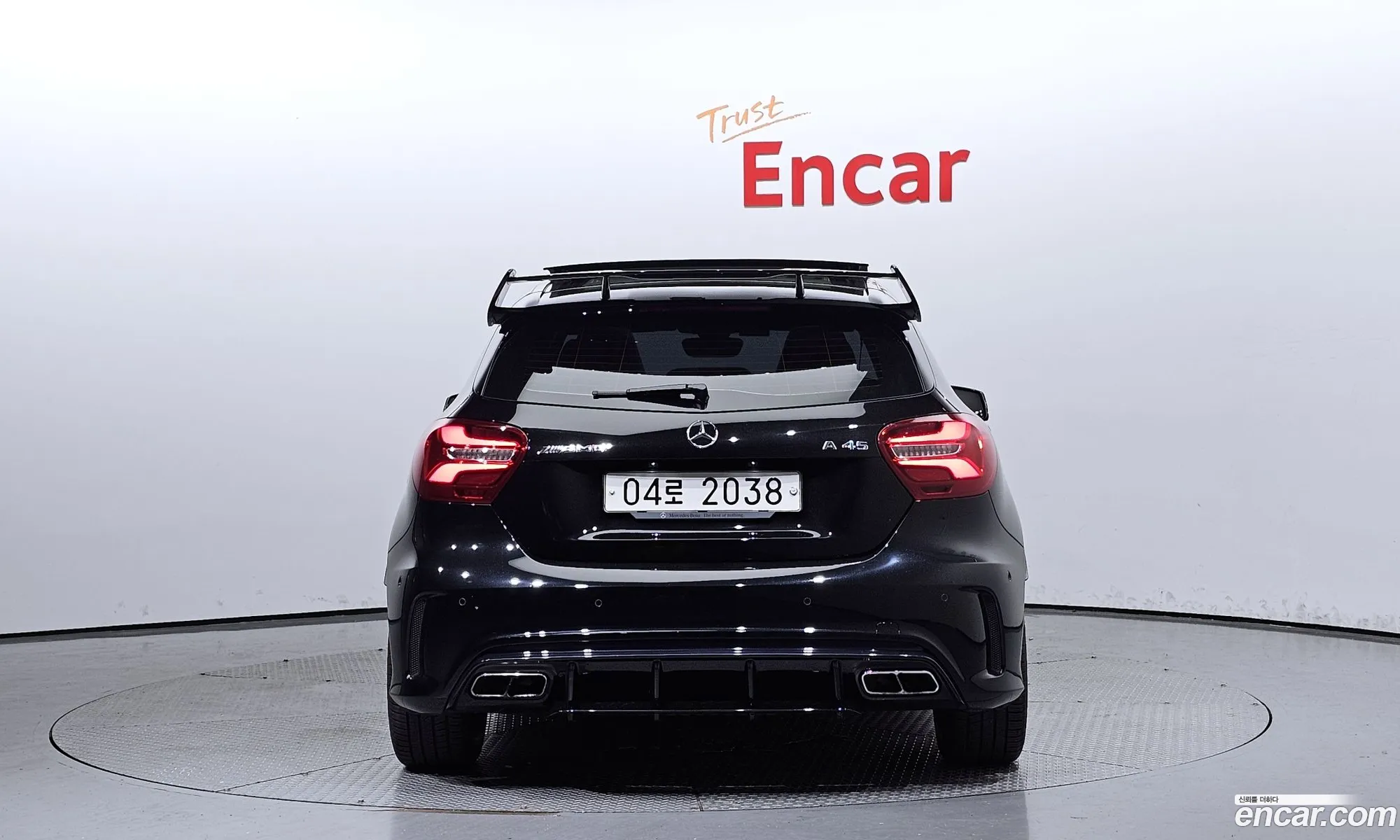 Mercedes-Benz A-Klasse A45 Amg 4Matic 2018 - фотография 16401559
