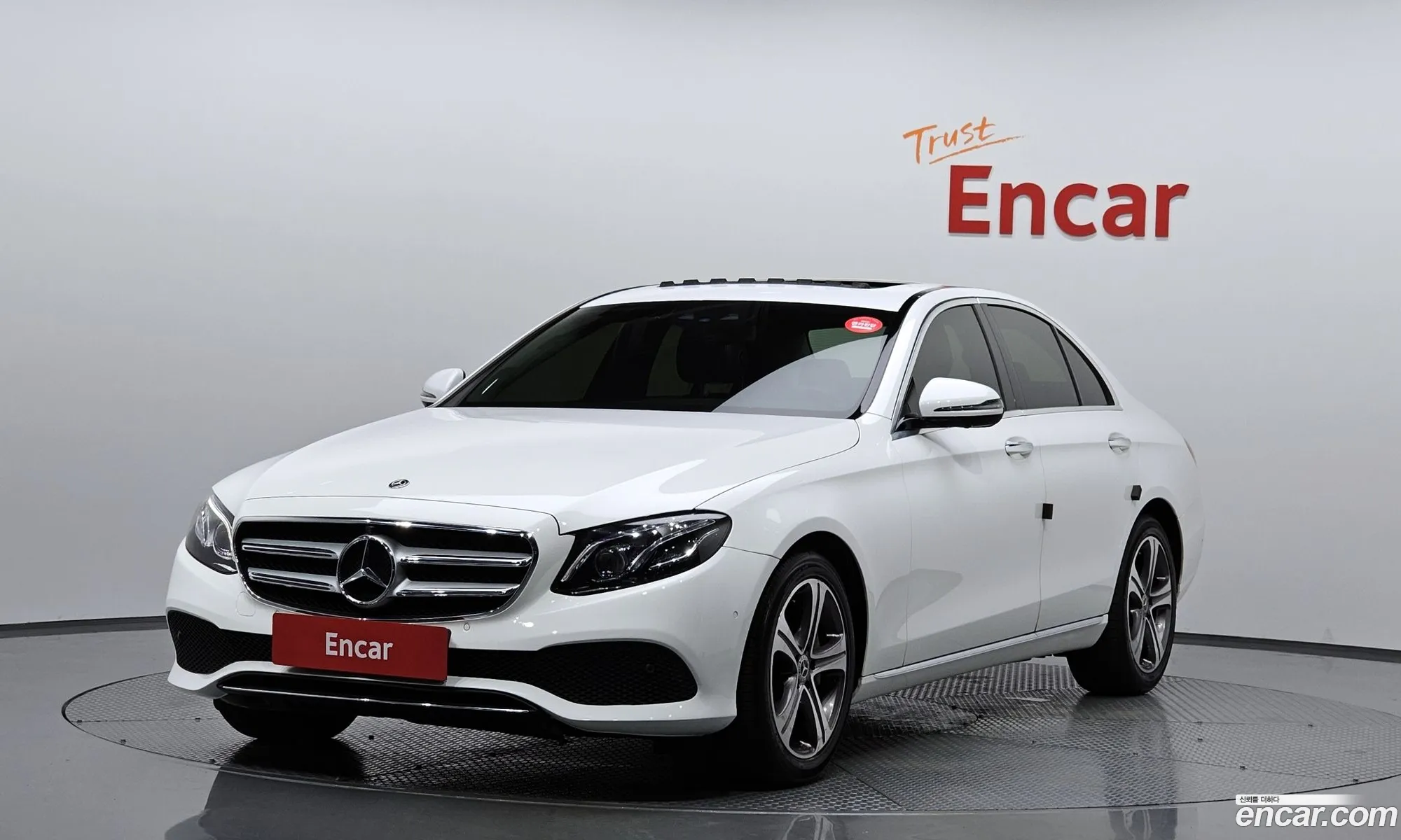 Mercedes-Benz E-Klasse V W213 S213 C238 E300 4Matic Avant Garde 2018 - фотография 18714952
