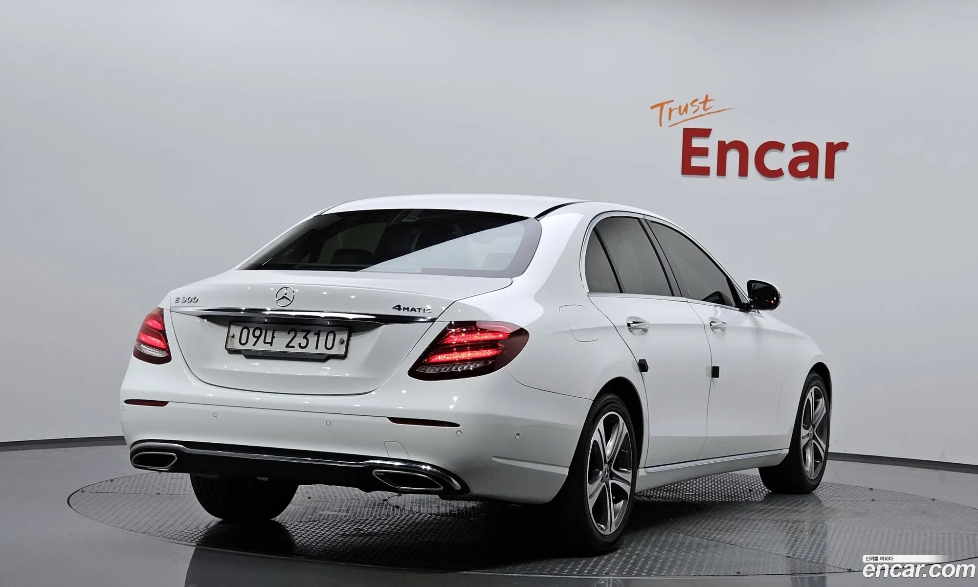 Mercedes-Benz E-Klasse V W213 S213 C238 E300 4Matic Avant Garde 2018 - фотография 18714953