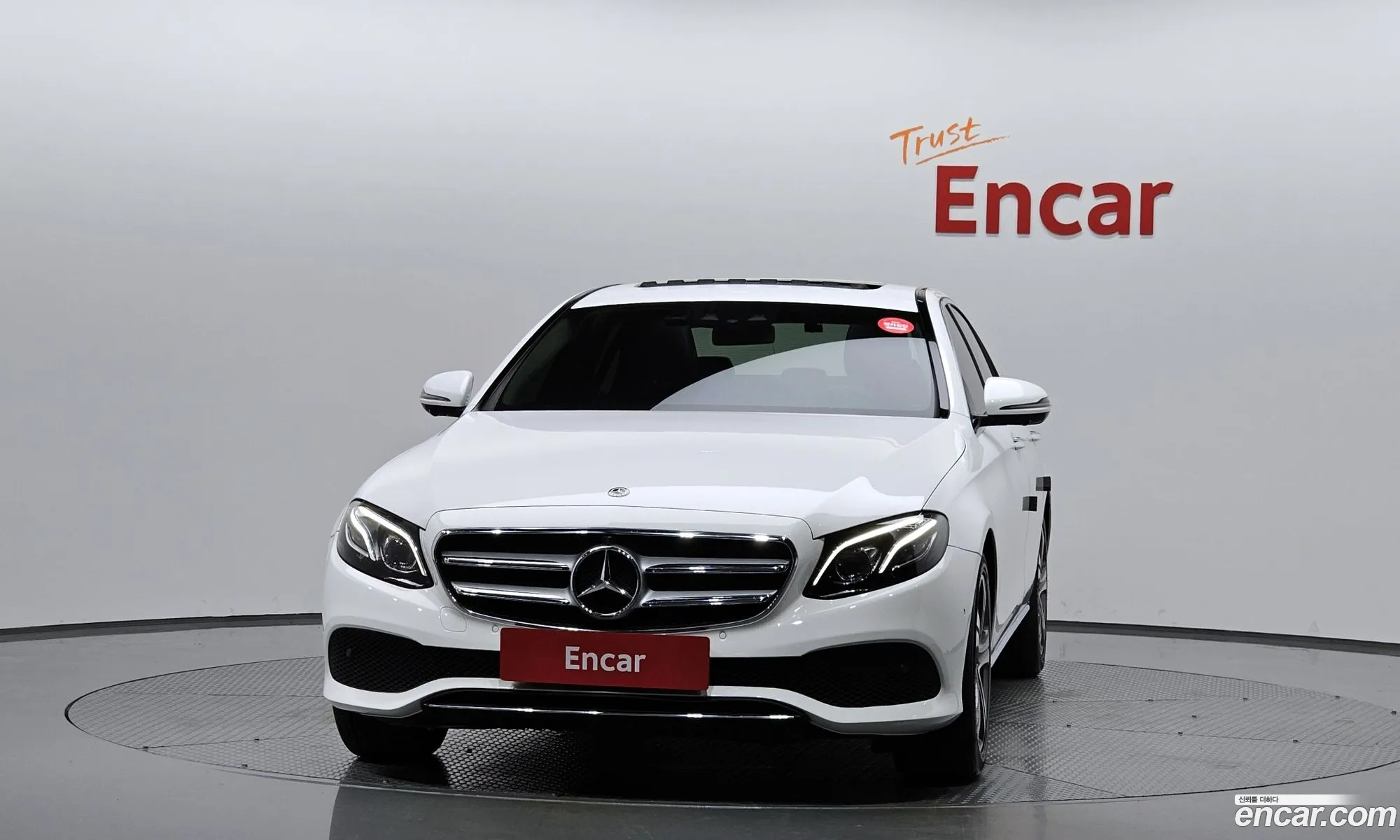 Mercedes-Benz E-Klasse V W213 S213 C238 E300 4Matic Avant Garde 2018 - фотография 18714954