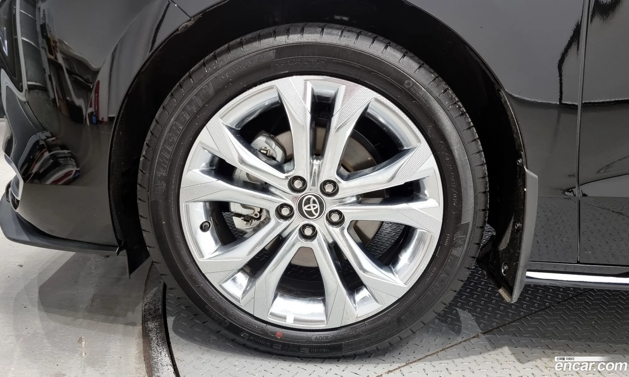 Toyota Sienna 25 Hybrid 2Wd 2023 - фотография 14836813