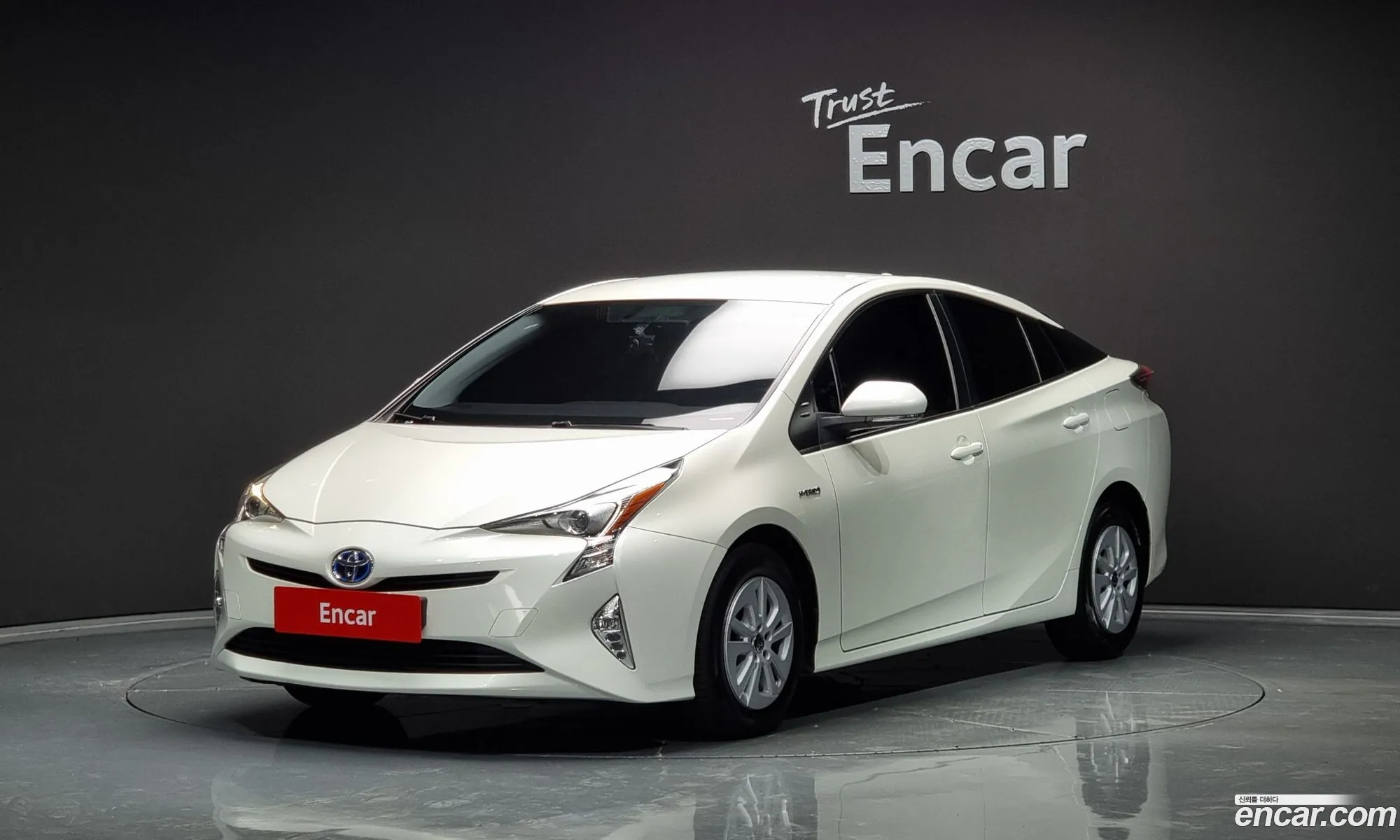 Toyota Prius Iv Xw50 18E 2016 - фотография 14836845