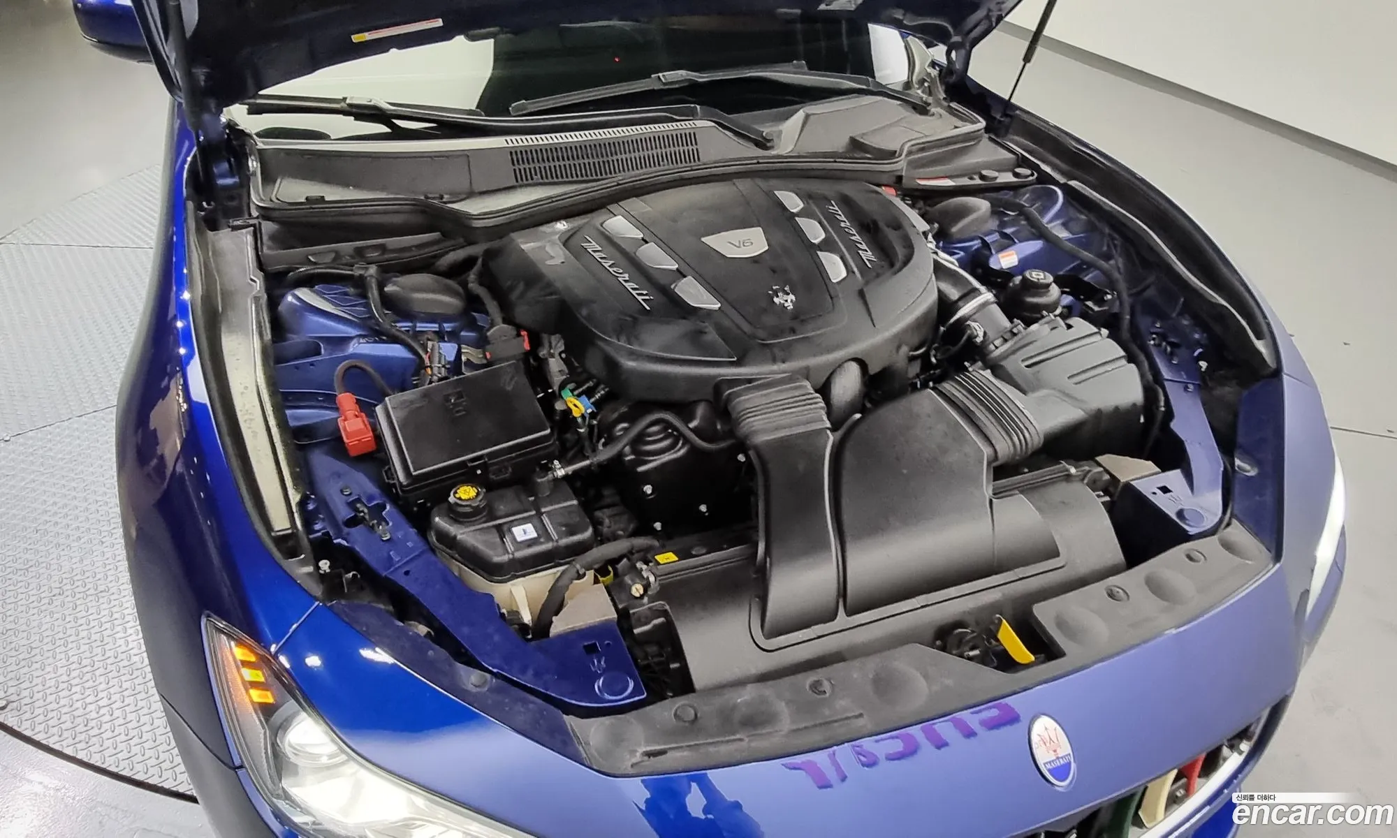 Maserati Ghibli Iii 30 Diesel 2015 - фотография 4596903