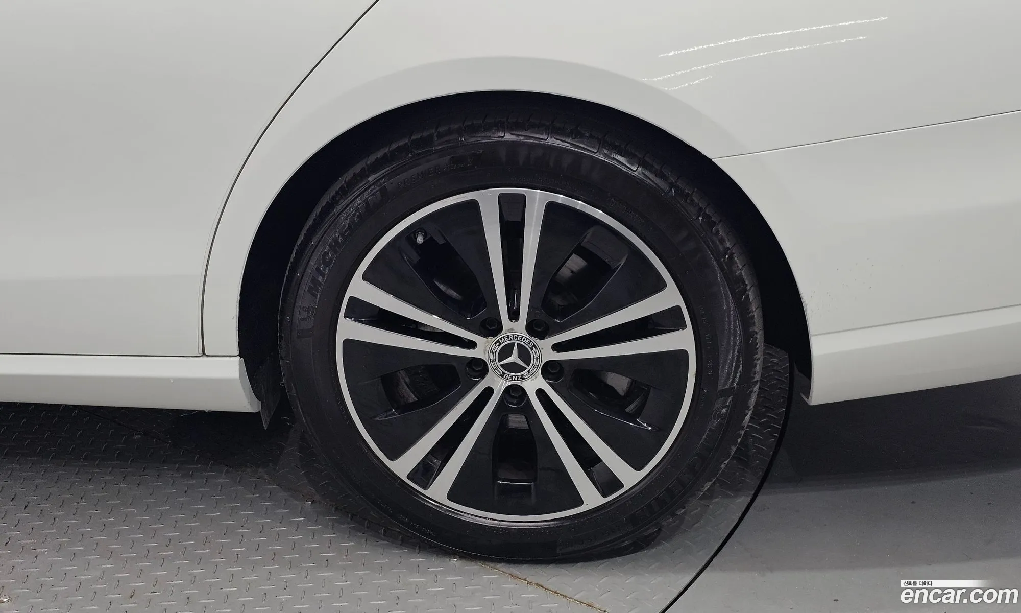 Mercedes-Benz E-Klasse V W213 S213 C238 E250 Avantgarde 2021 - фотография 16414285