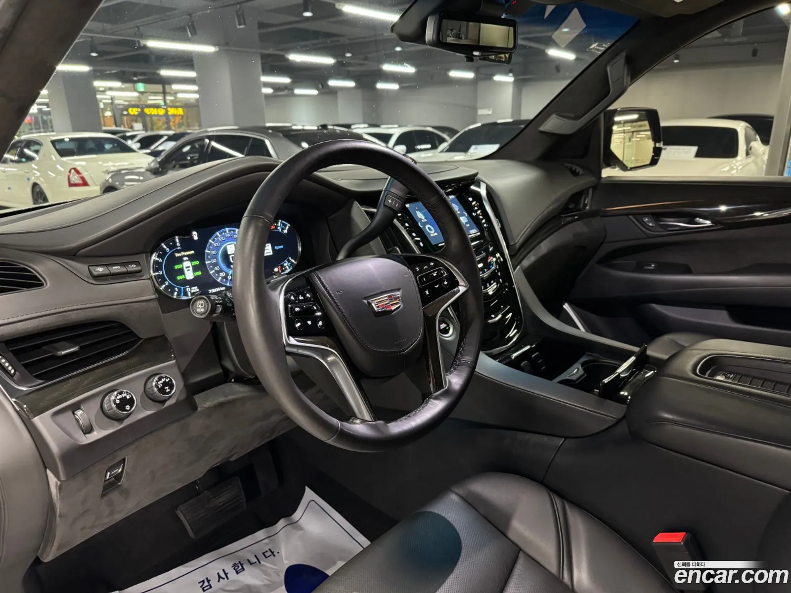 Cadillac Escalade Iv 62 Esv 2018 - фотография 4570617
