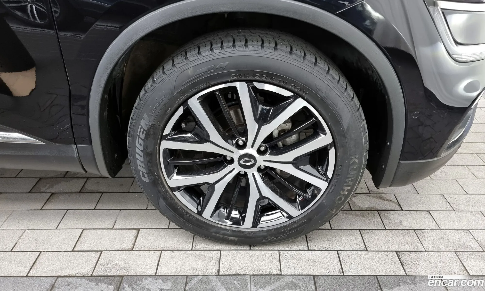 Renault Samsung Qm6 20 Lpe Re Signature 2Wd 2020 - фотография 966582