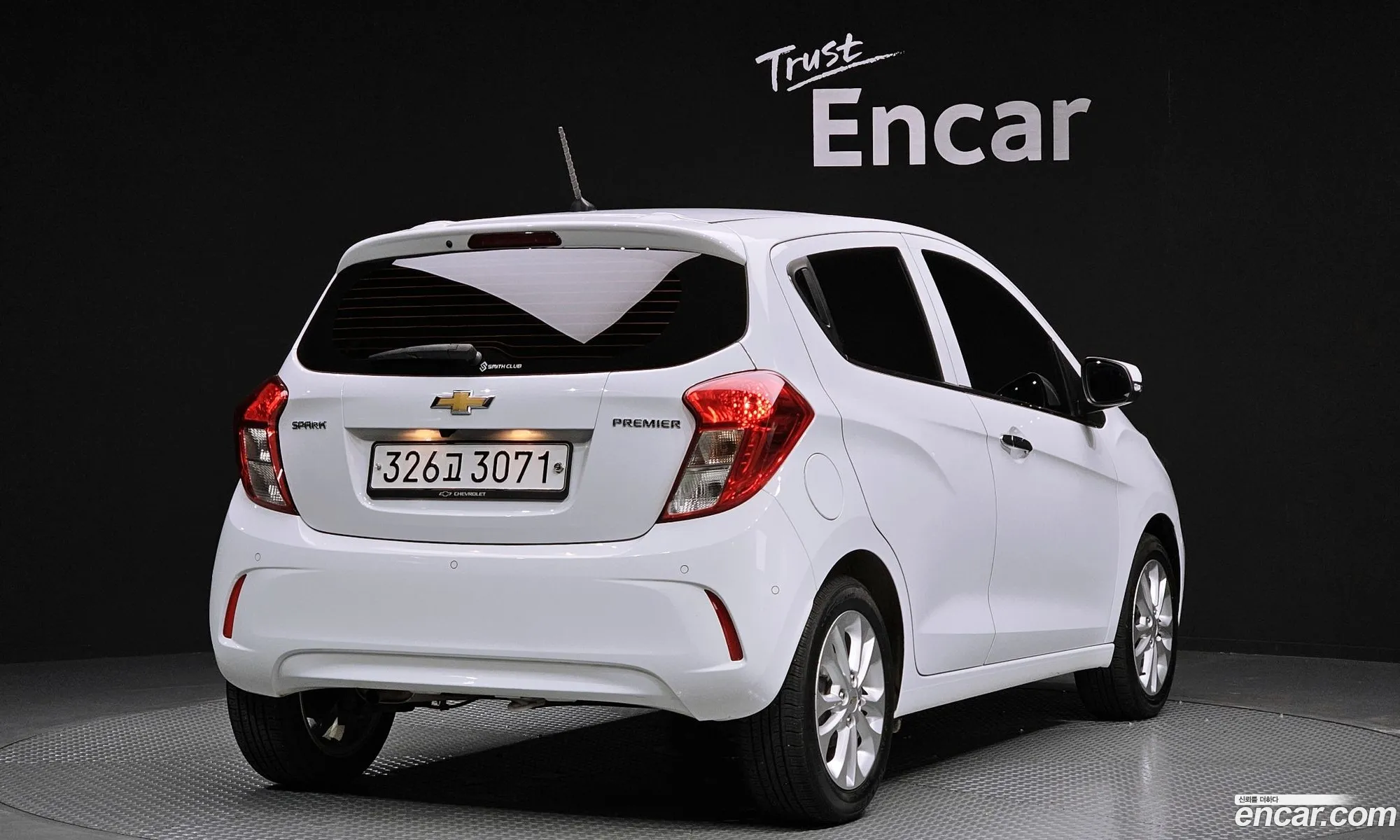 Chevrolet Spark Iii M300 Premier 2020 - фотография 17768698
