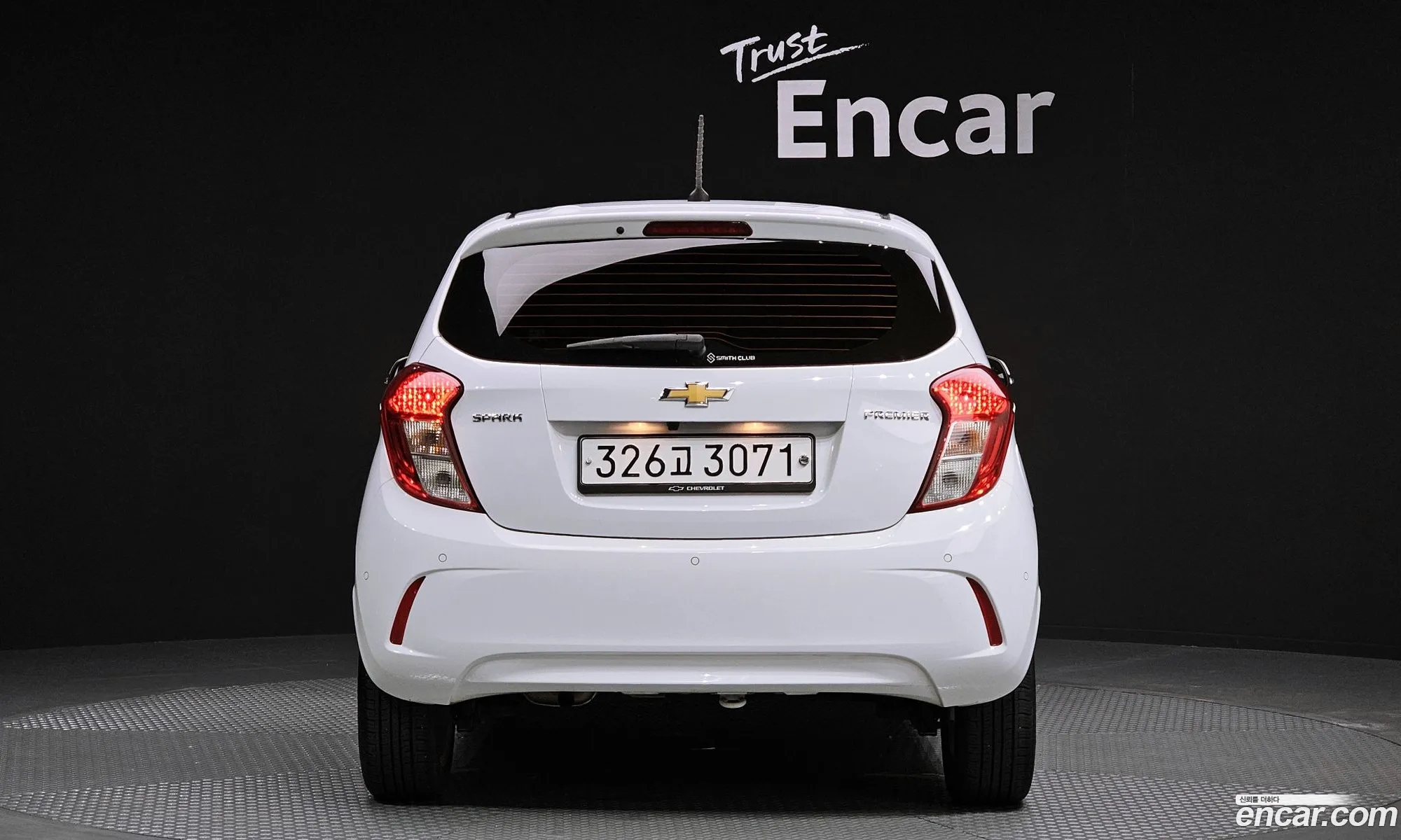 Chevrolet Spark Iii M300 Premier 2020 - фотография 17768700