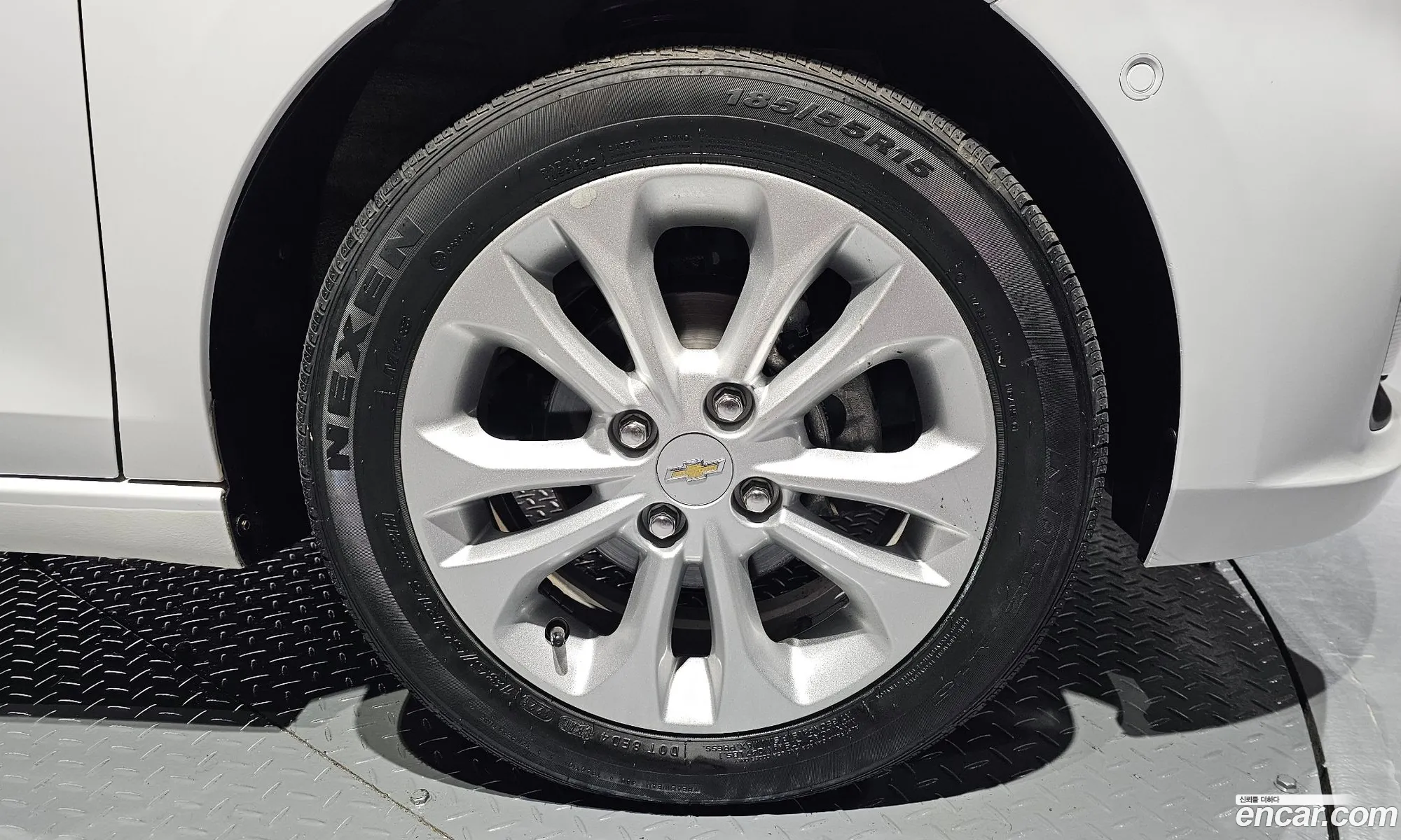 Chevrolet Spark Iii M300 Premier 2020 - фотография 17768701