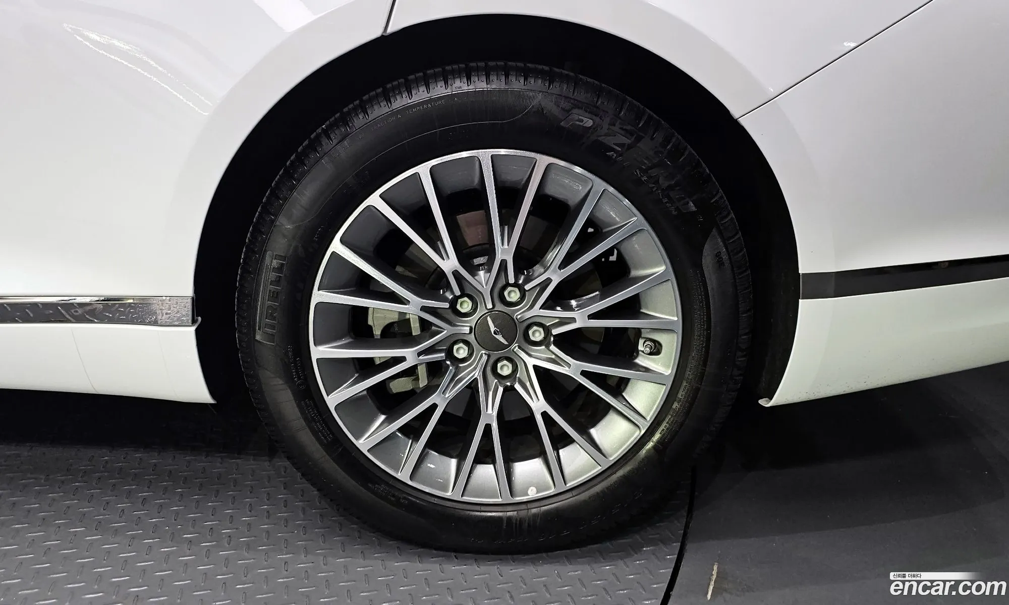 Genesis G80 Gasoline 25 Turbo 2Wd 2024 - фотография 1646777