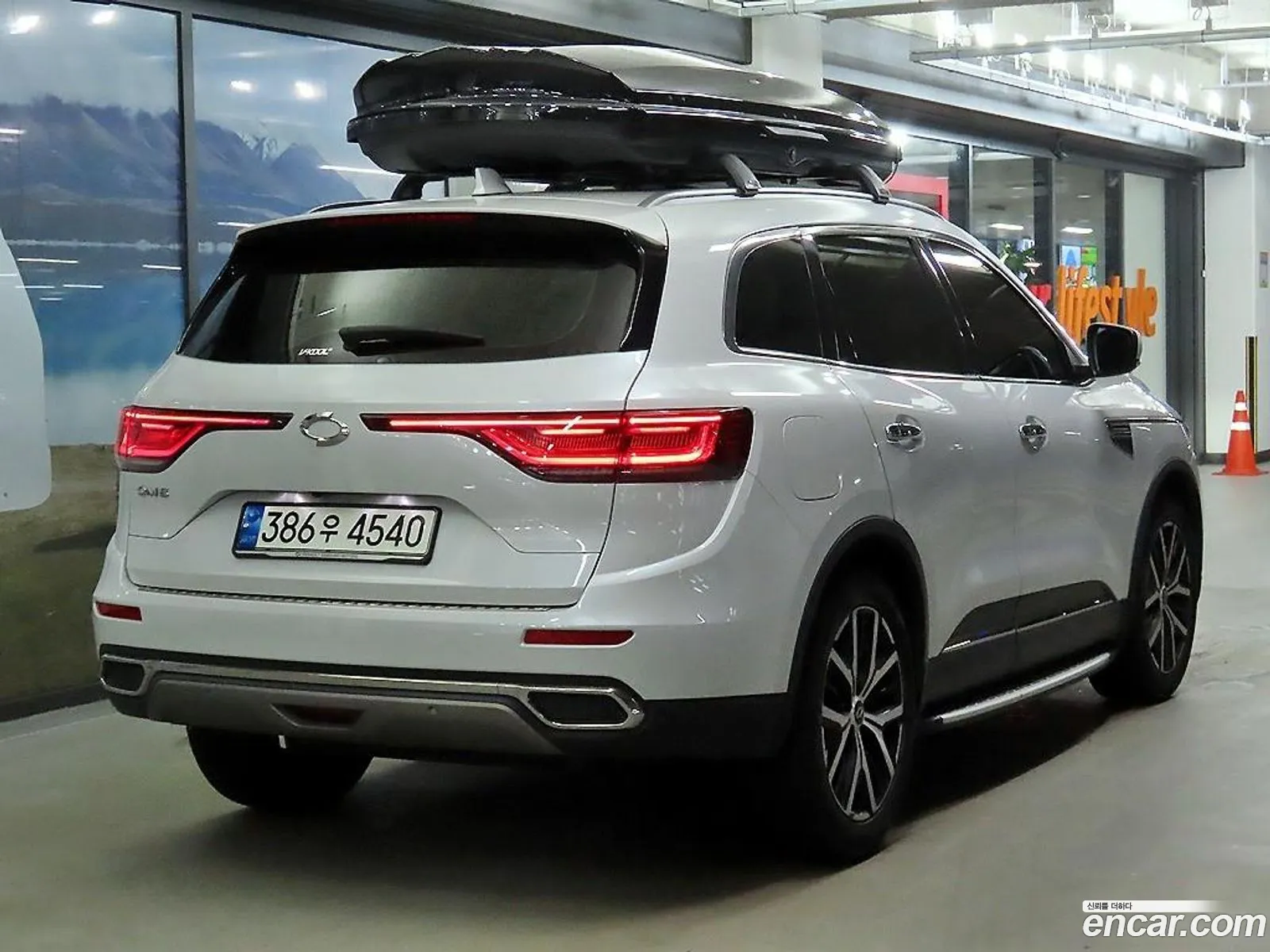Renault Samsung Qm6 I 20 Gde Re Signature 2Wd 2022 - фотография 2724868