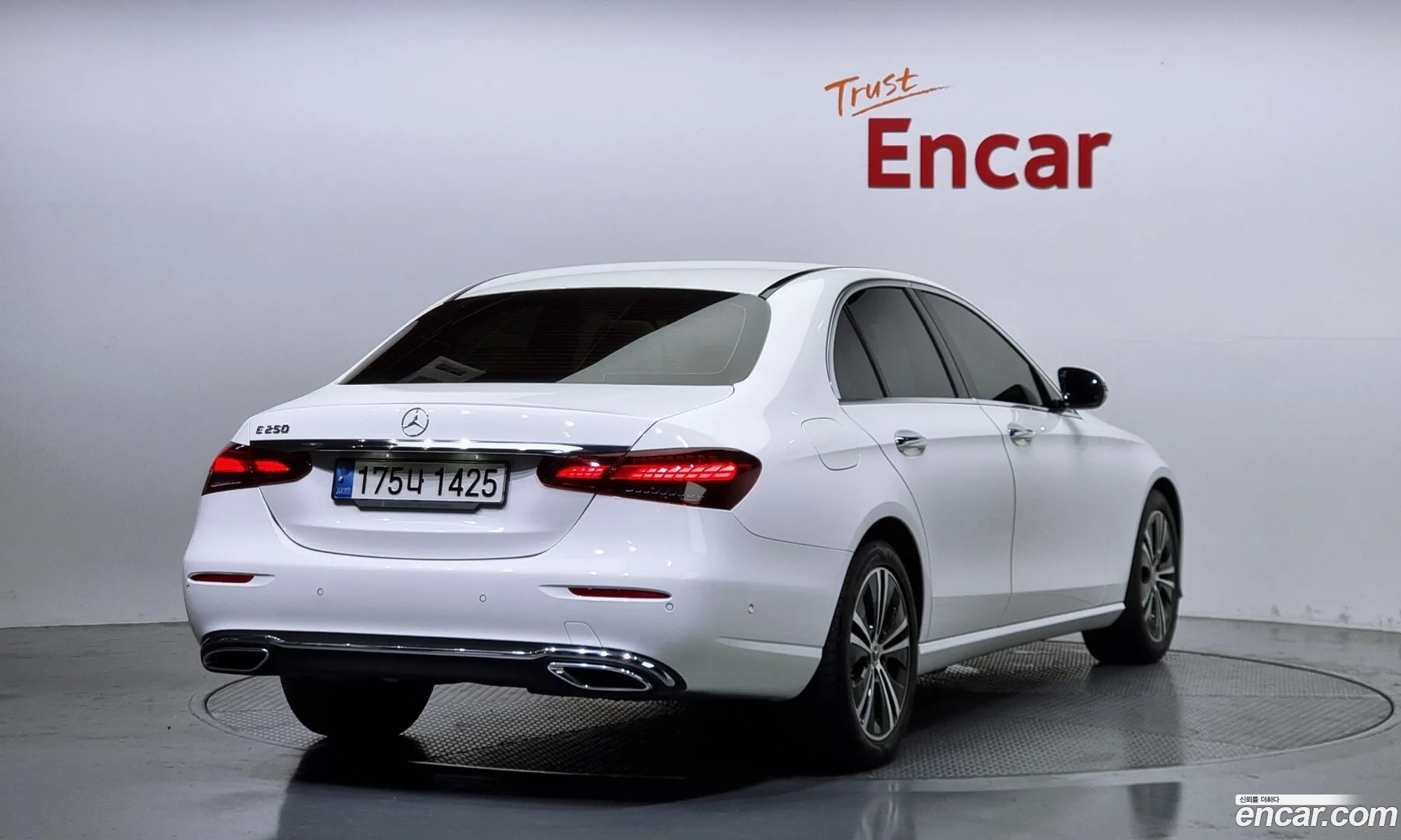 Mercedes-Benz E-Klasse V W213 S213 C238 E250 Avantgarde 2021 - фотография 16401485