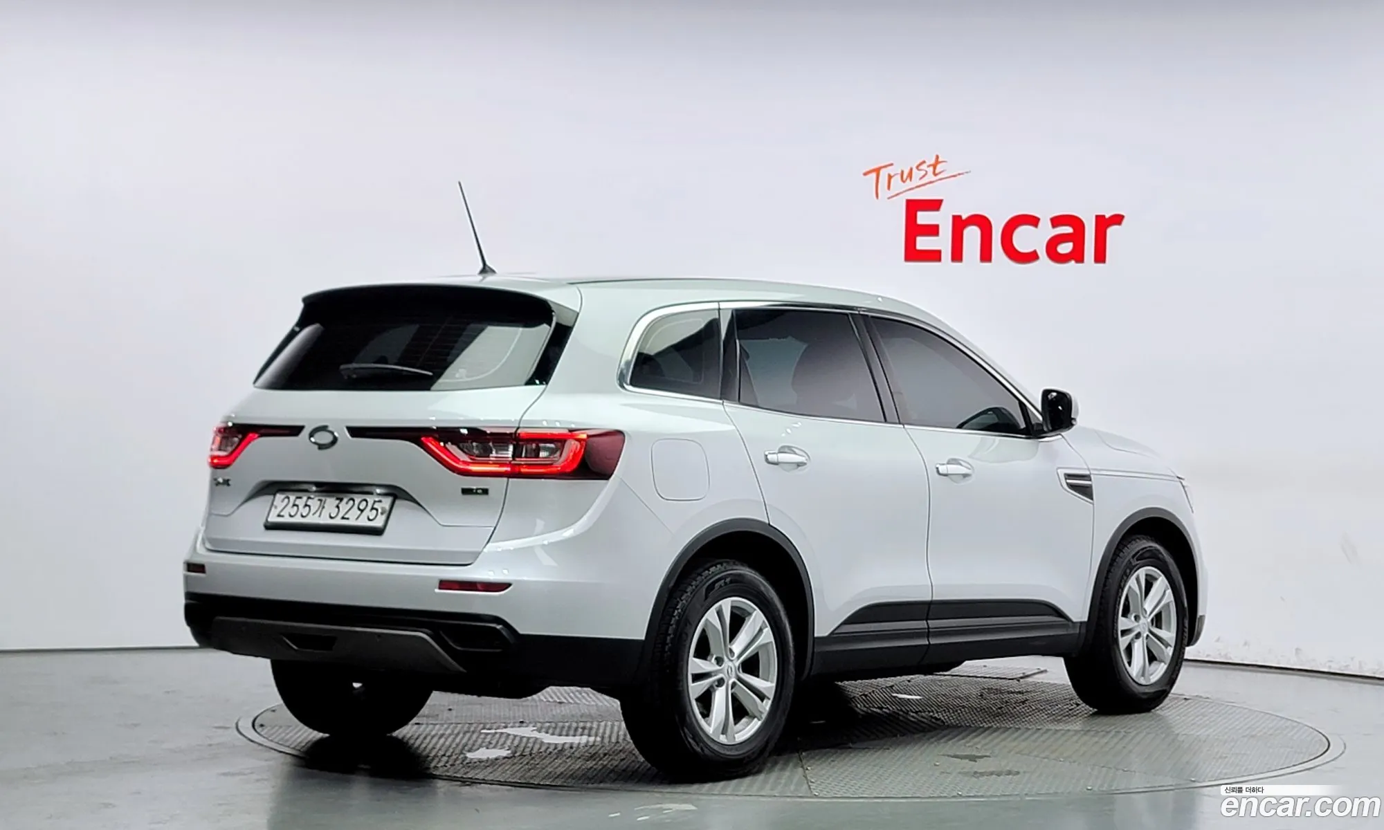 Renault Samsung Qm6 20 Lpe Se 2Wd 2020 - фотография 927737