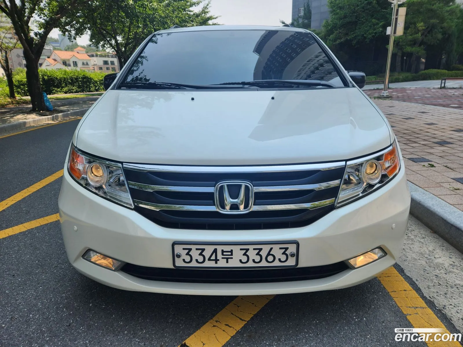 Honda Odyssey 35 2013 - фотография 12676288