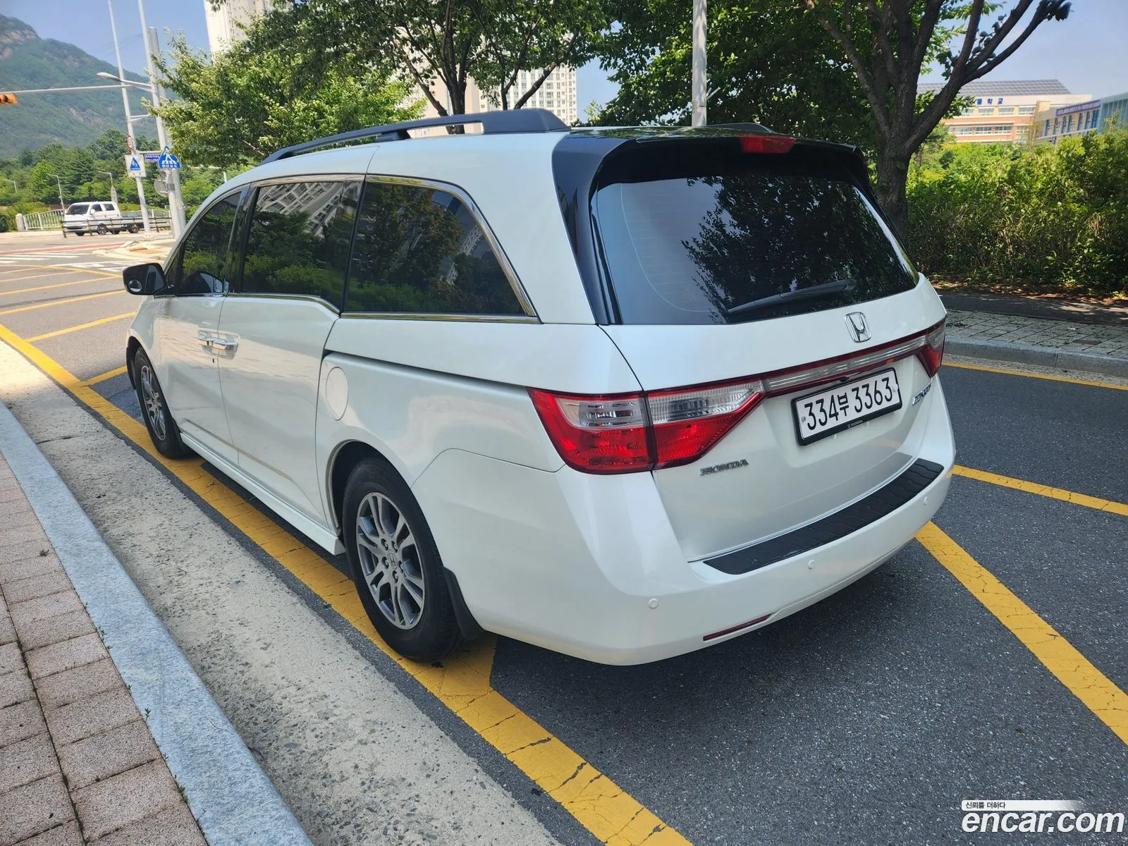Honda Odyssey 35 2013 - фотография 12676290