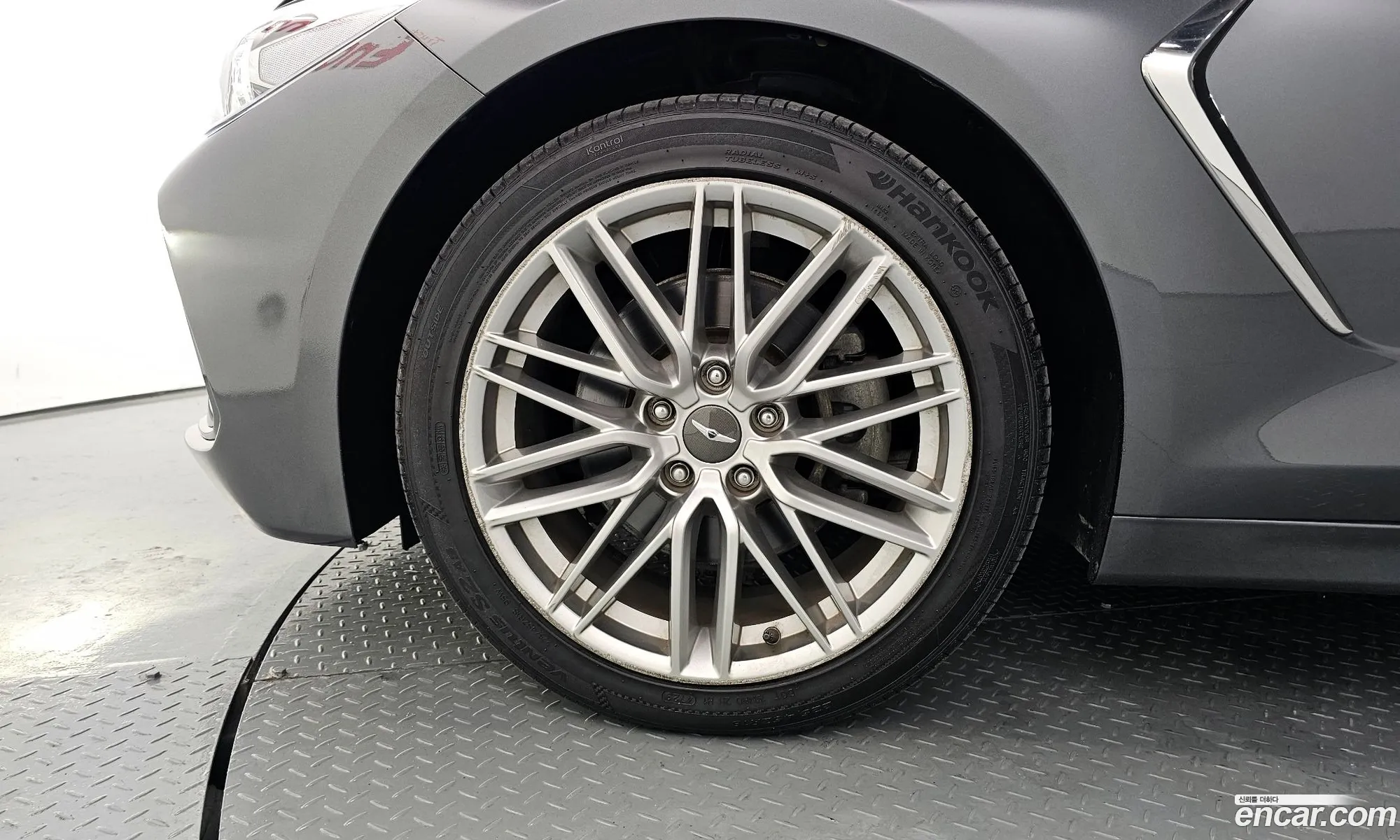 Genesis G70 I 20T Awd 2019 - фотография 1309868