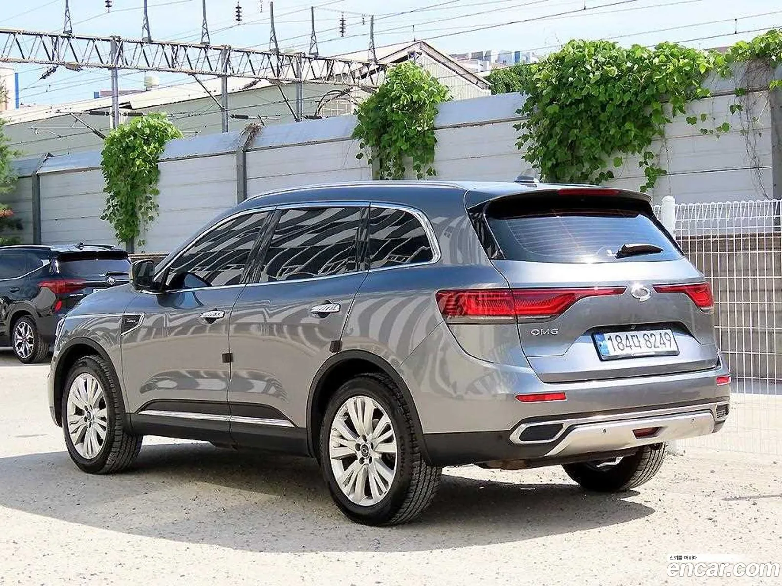 Renault Samsung Qm6 I 20 Lpe Premier 2Wd 2022 - фотография 2736871