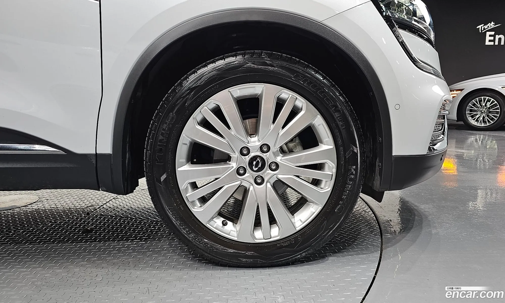 Renault Samsung Qm6 20 Gde Premier 2Wd 2021 - фотография 2724953