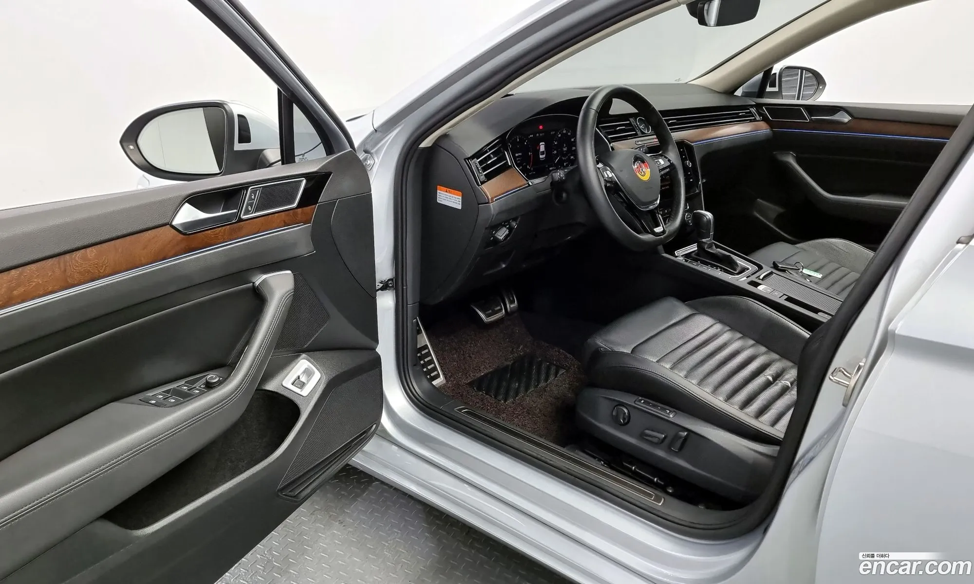 Korex Auto Trade - фотография 12600046