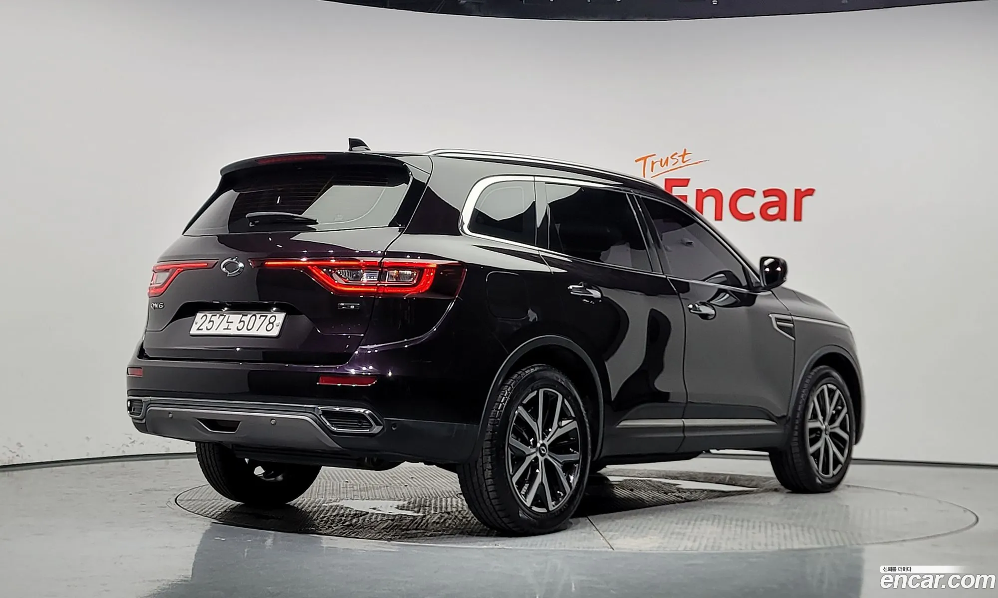 Renault Samsung Qm6 20 Lpe Re Signature 2Wd 2020 - фотография 966554