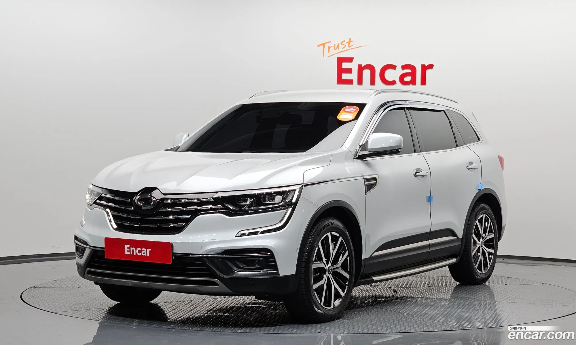 Renault Samsung Qm6 20 Gde Re Signature 2Wd 2020 - фотография 2644354