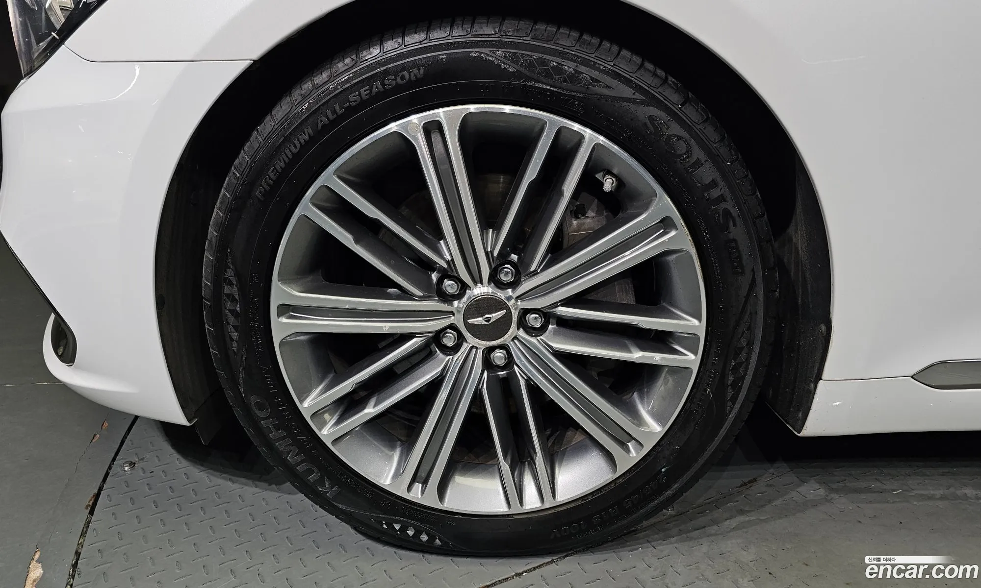 Genesis G80 I 22D 2019 - фотография 1673233