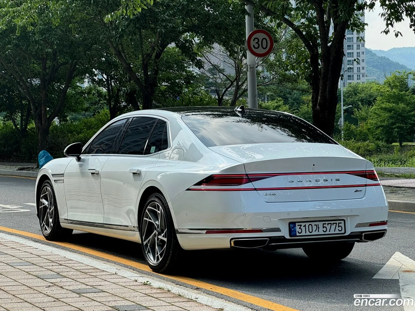Genesis G90 I Gasoline 35 Turbo Awd 2022 - фотография 1646851
