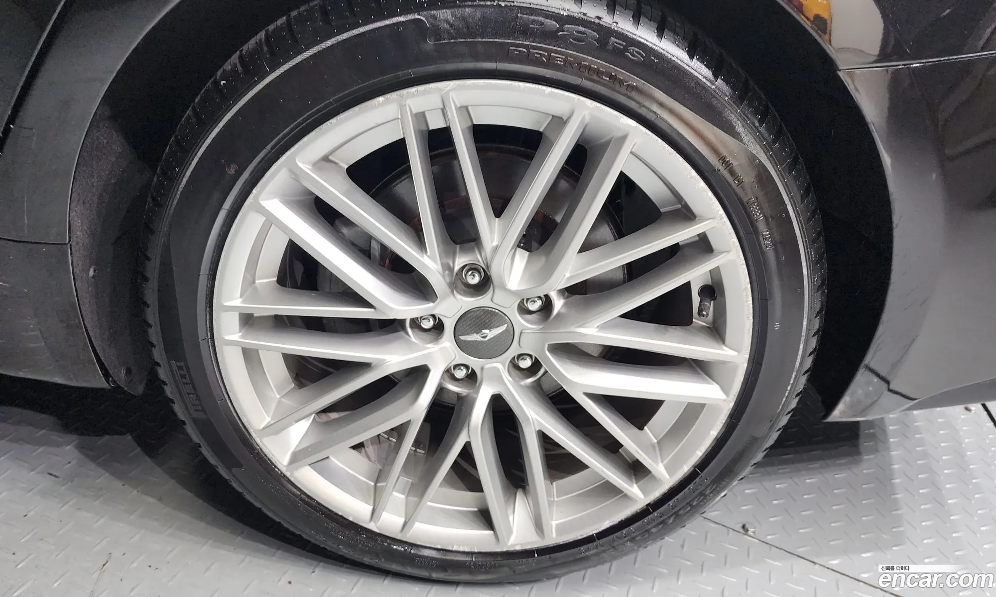 Genesis G70 I 20T Awd 2019 - фотография 1630293