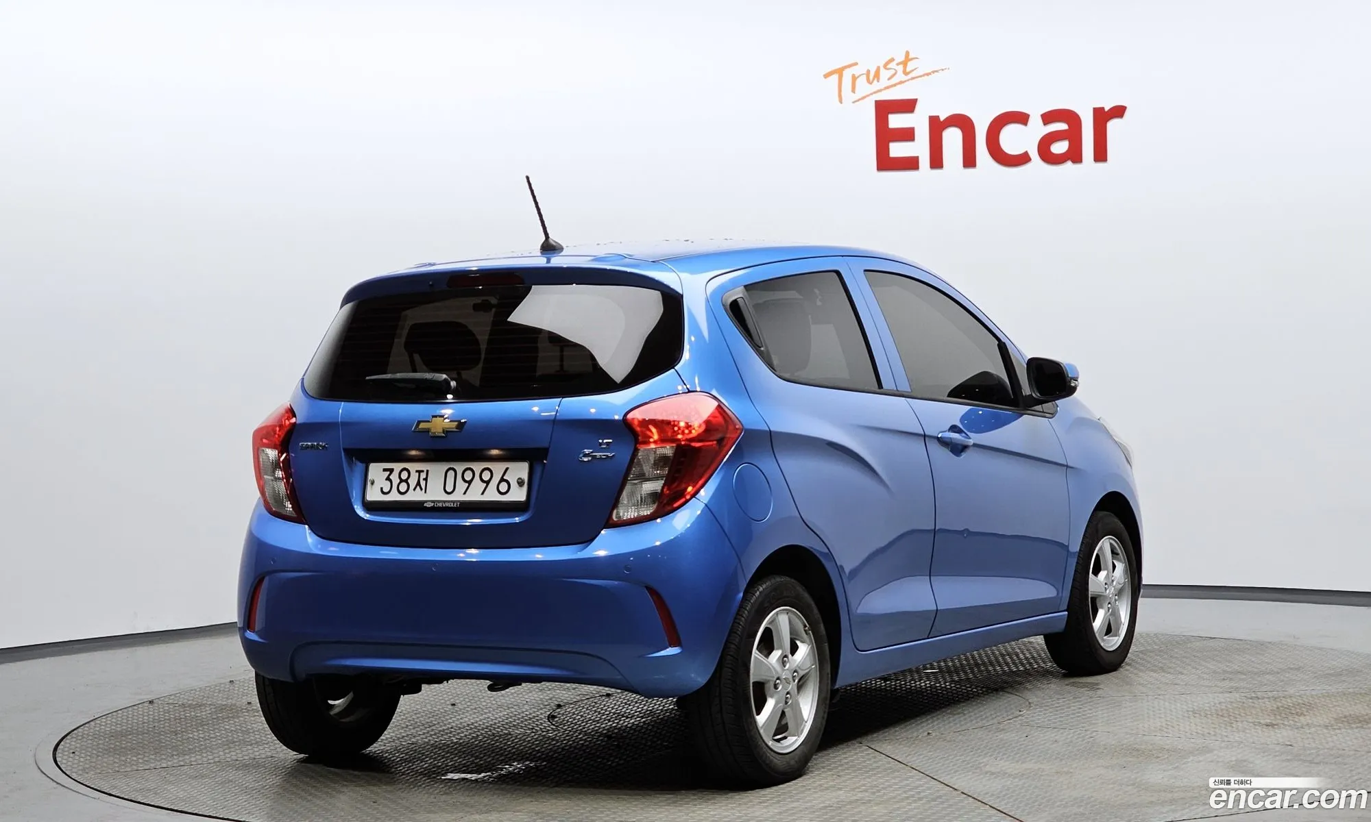 Chevrolet Spark Lt 2016 - фотография 8747174