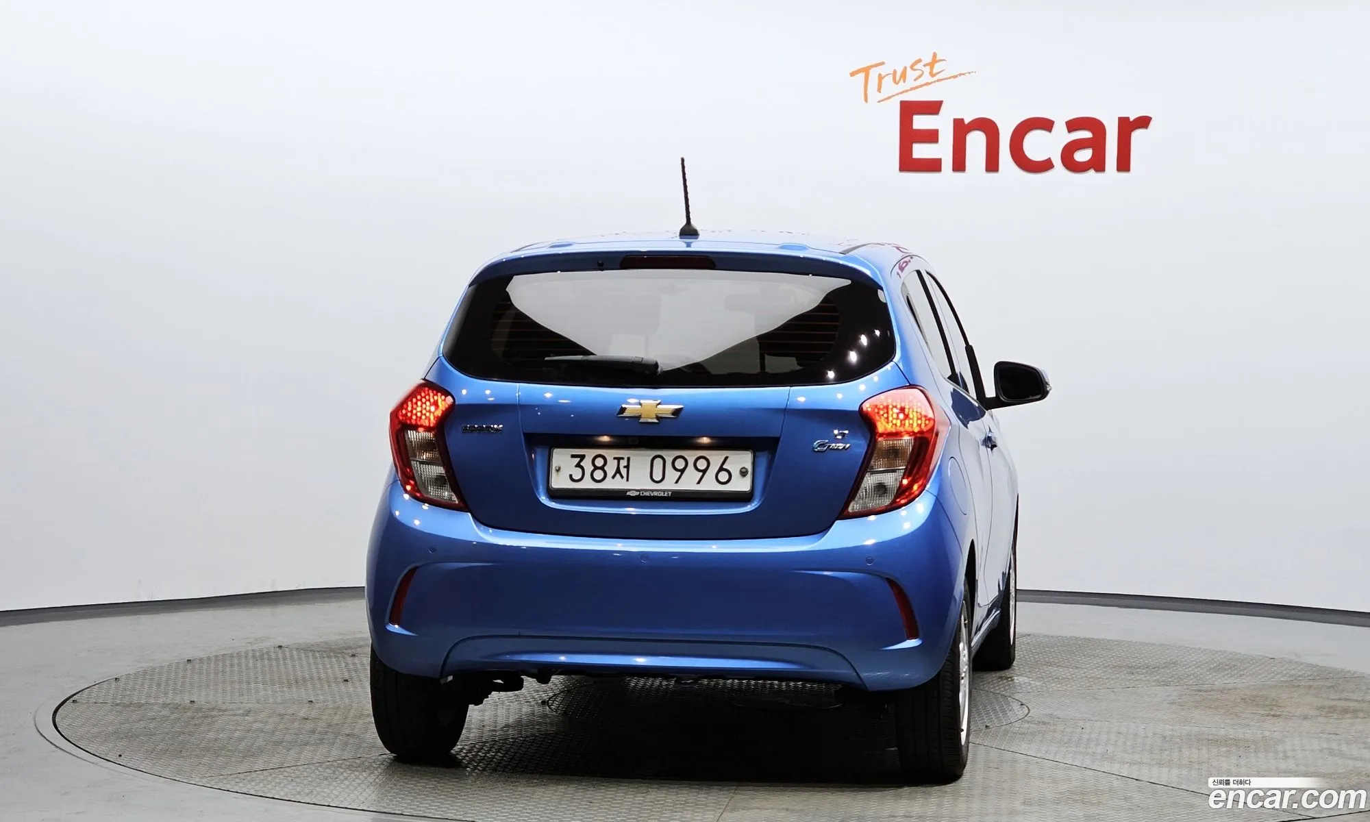 Chevrolet Spark Lt 2016 - фотография 8747177